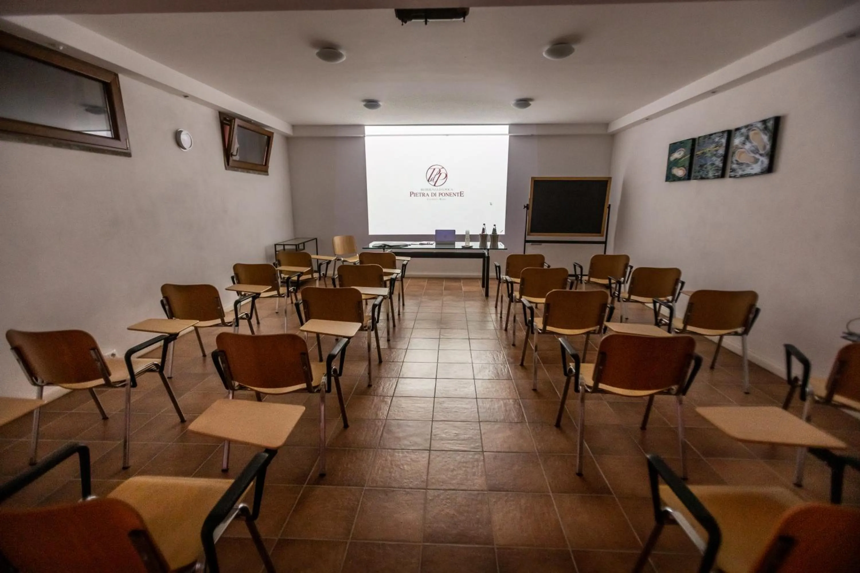 Meeting/conference room in Residenza d'Epoca Pietra Di Ponente