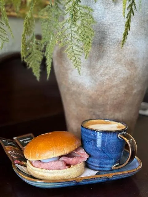 Breakfast in The Upper Largo Hotel & Restaurant