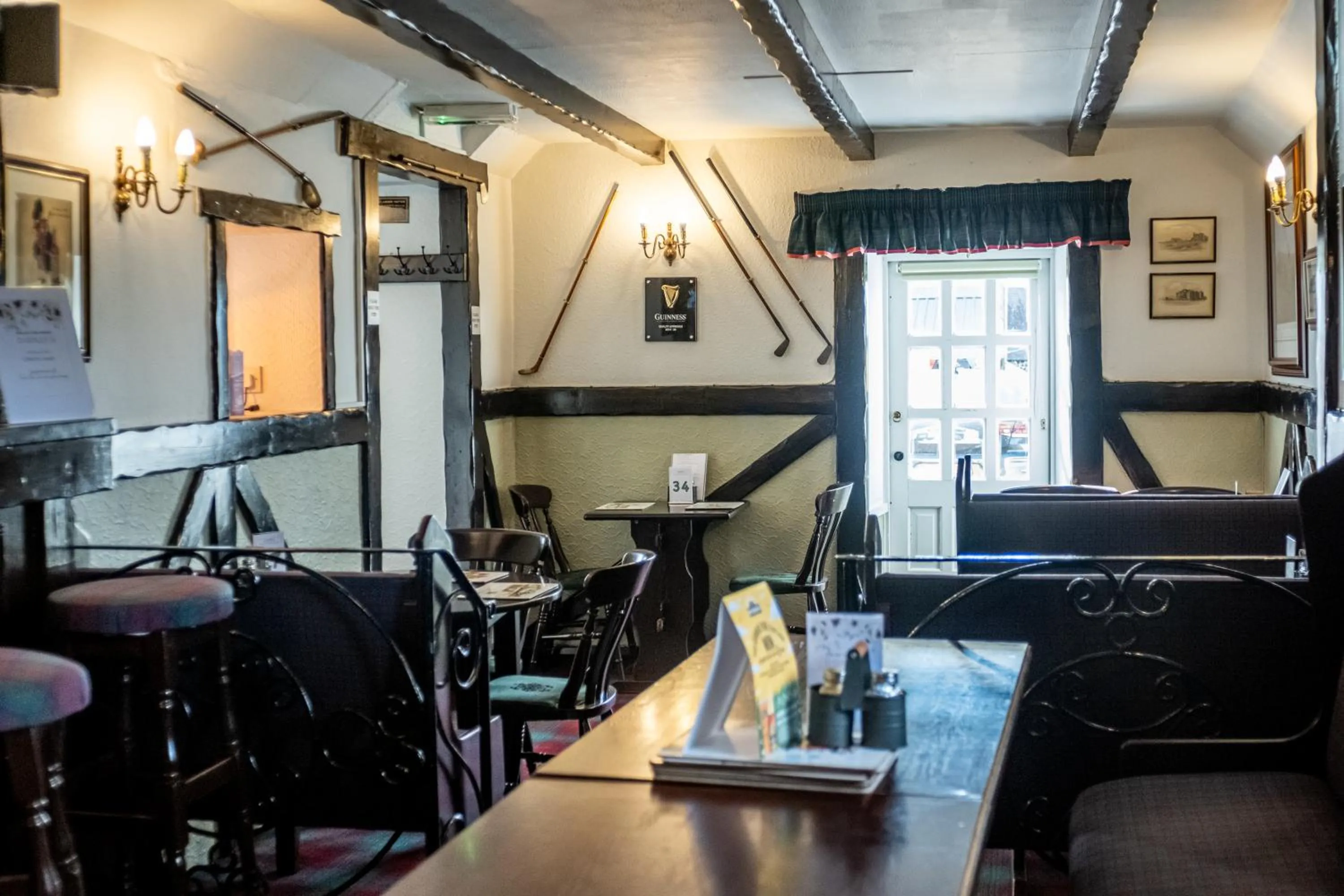 Restaurant/places to eat in The Upper Largo Hotel & Restaurant