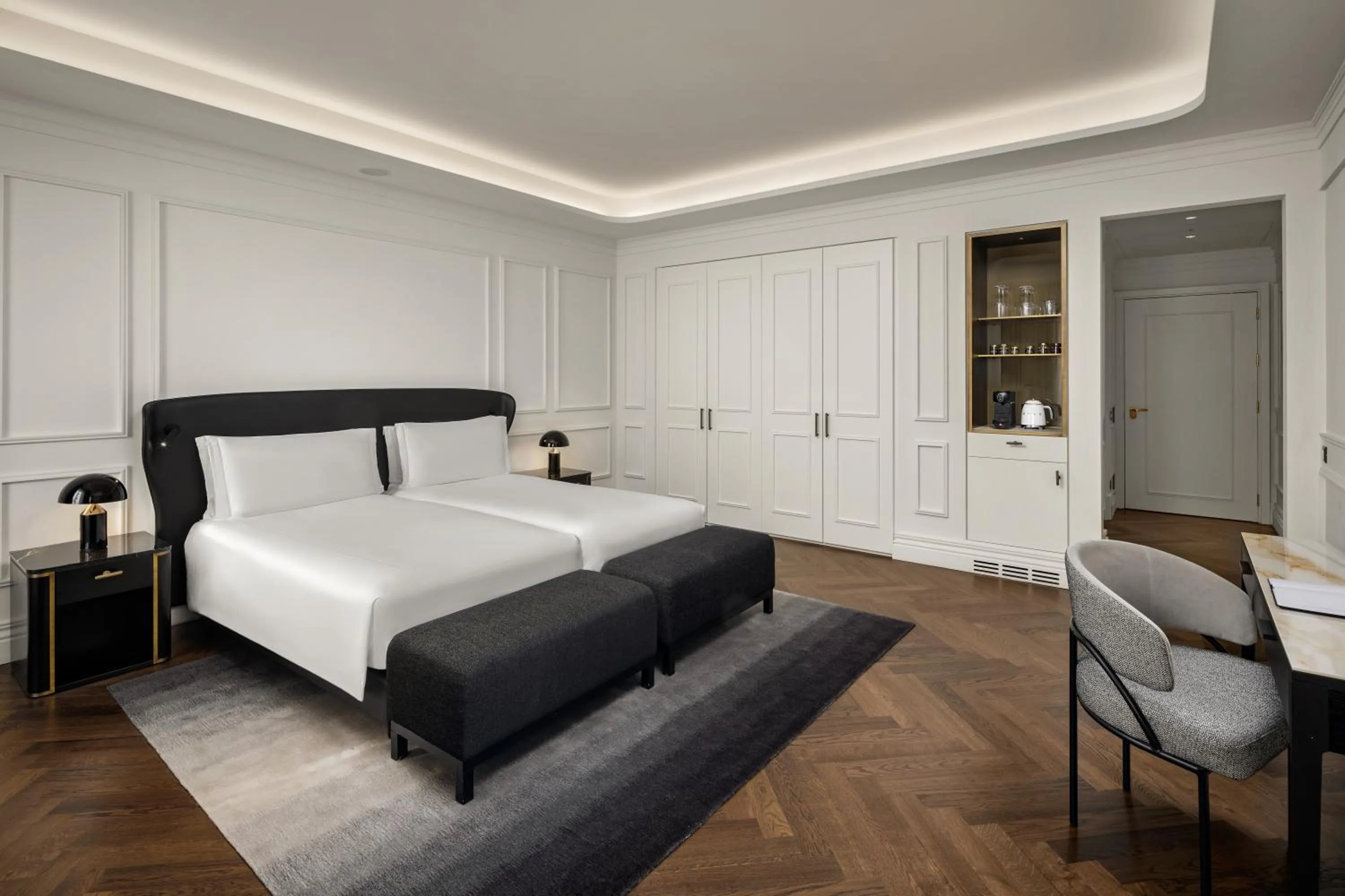 Bed in InterContinental Rome Ambasciatori Palace by IHG