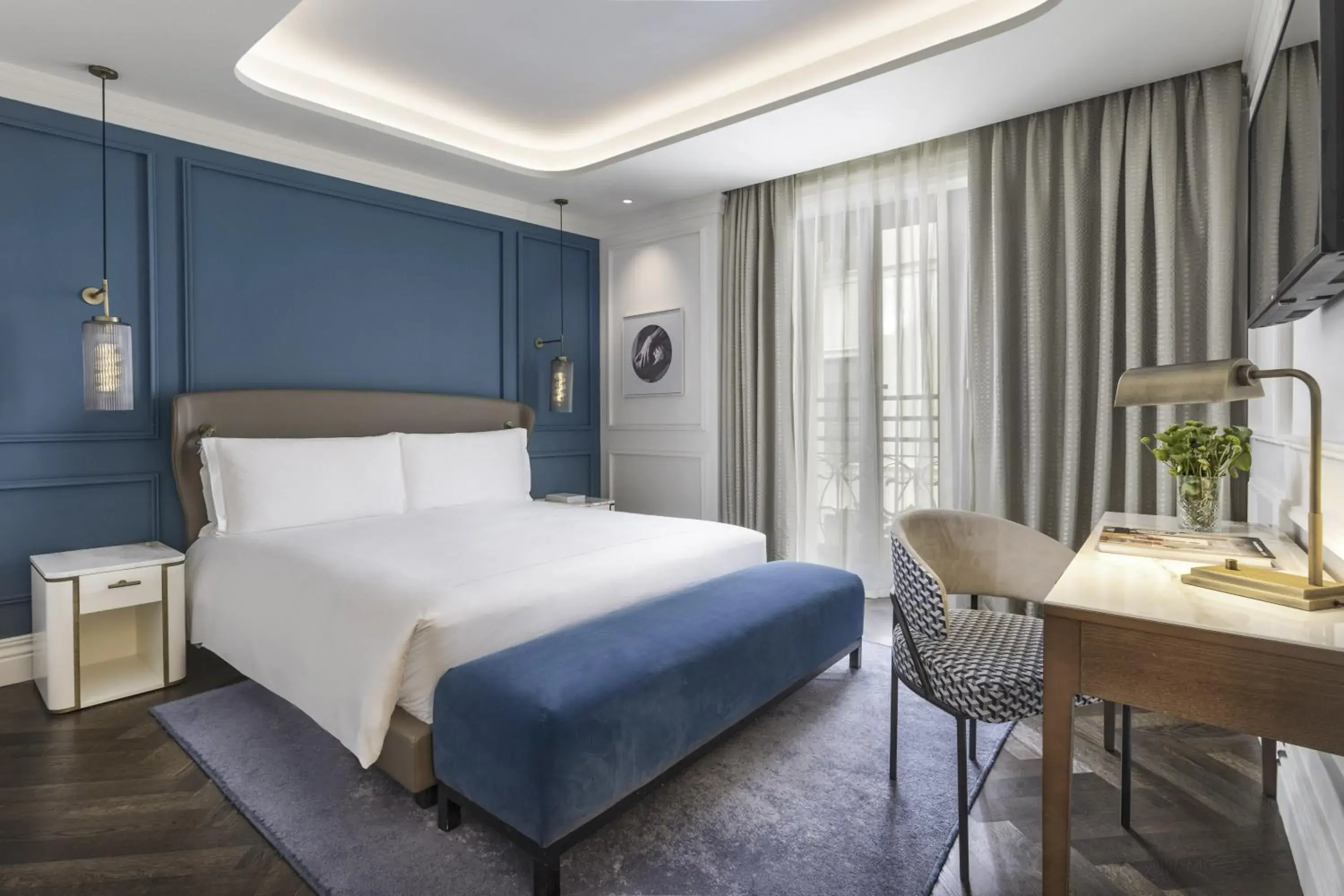 Classic King Room in InterContinental Rome Ambasciatori Palace by IHG Classic King Room in InterContinental Rome Ambasciatori Palace by IHG