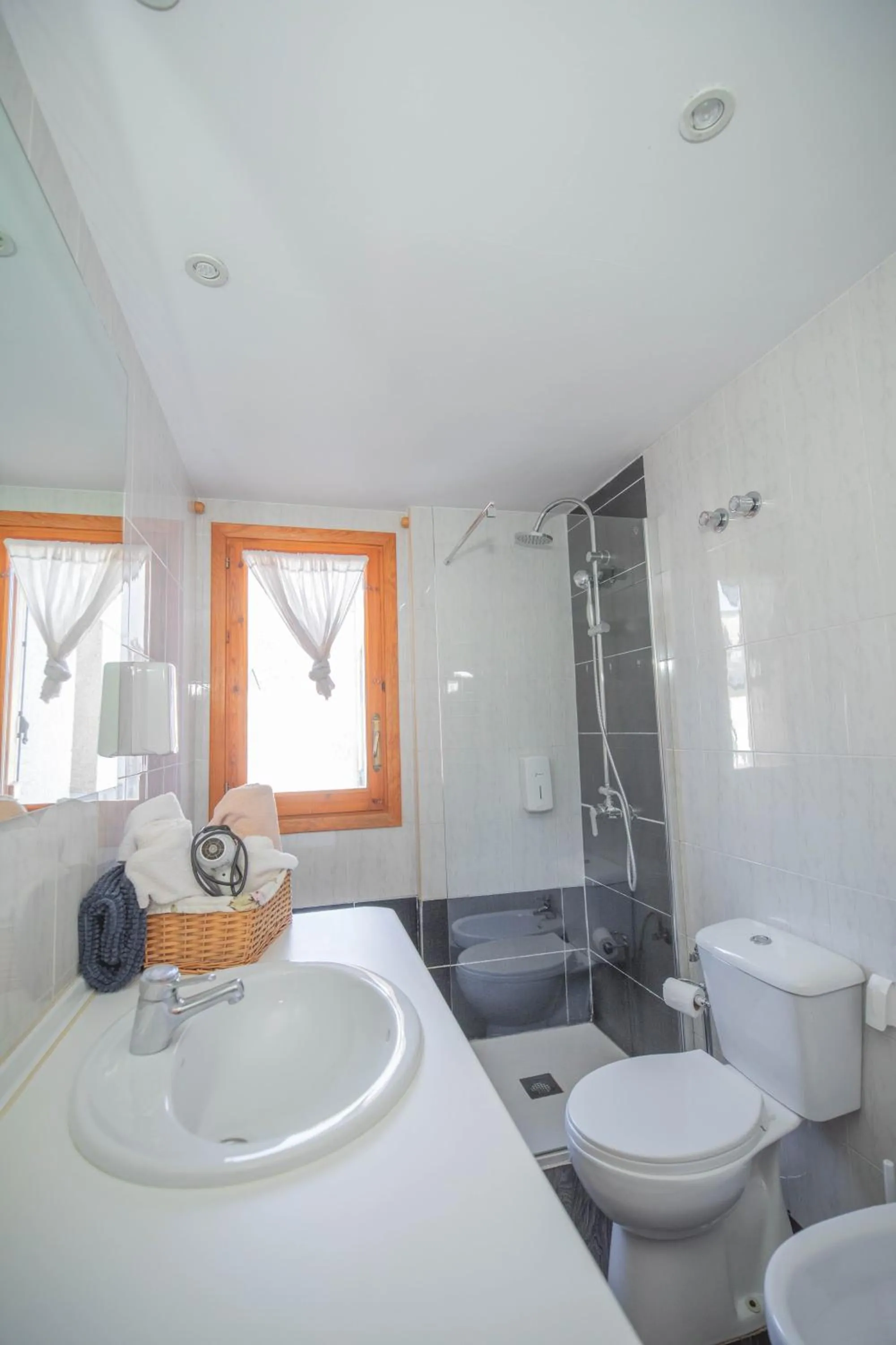 Bathroom in Hostal Alto Aragon