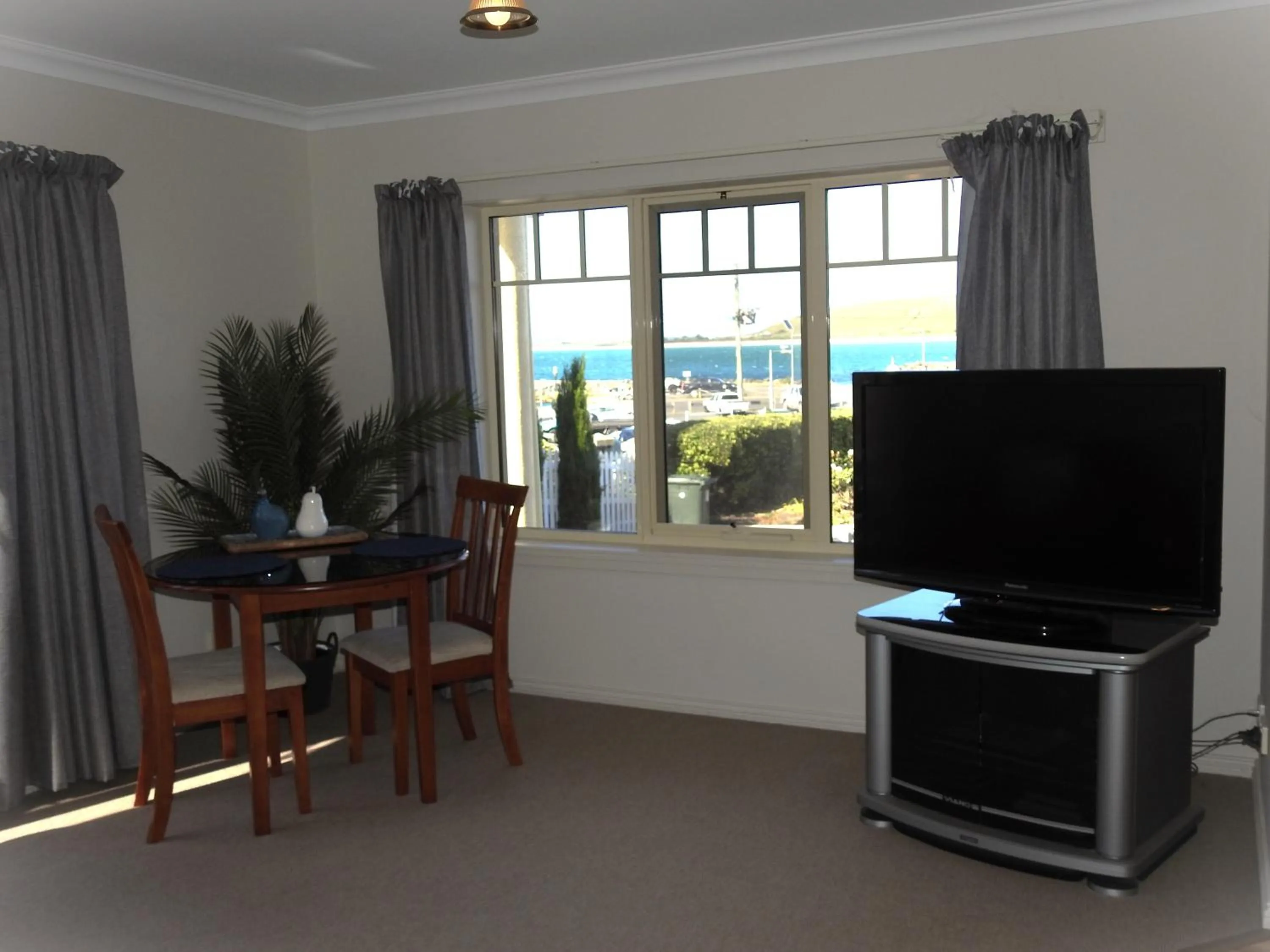 TV and multimedia in On The Terrace Stanley