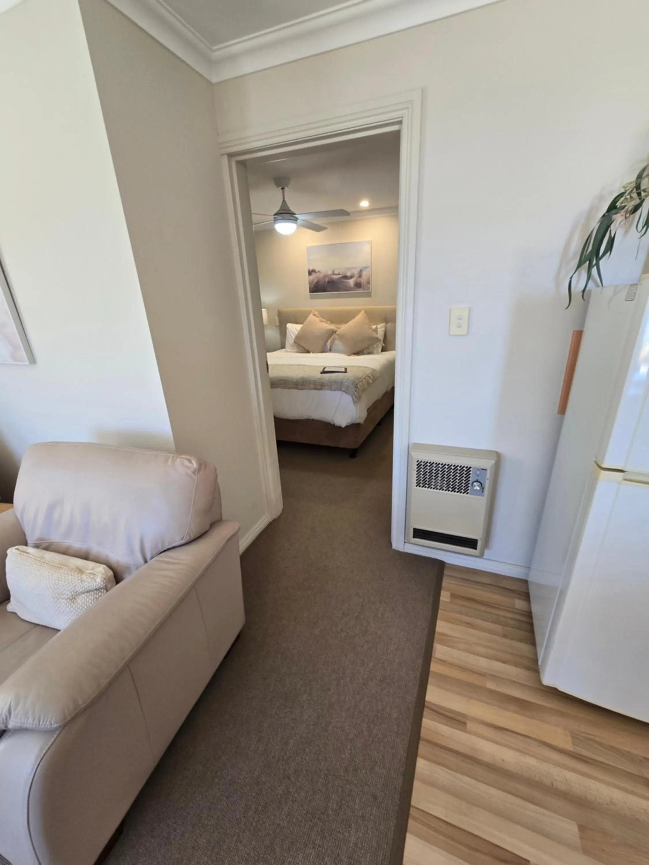 Bedroom, Bed in On The Terrace Stanley