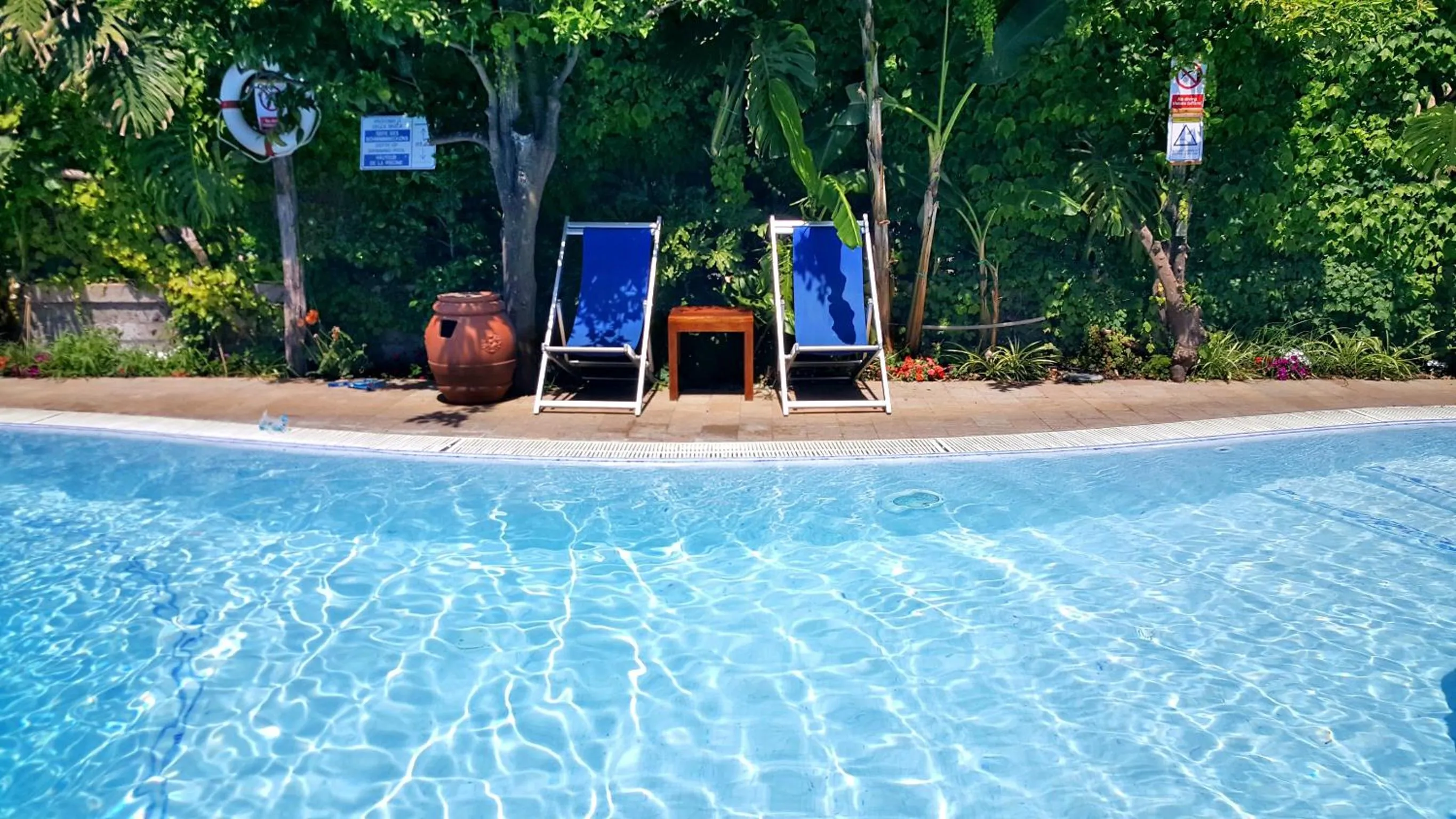 Swimming pool in Residence Villaggio Verde