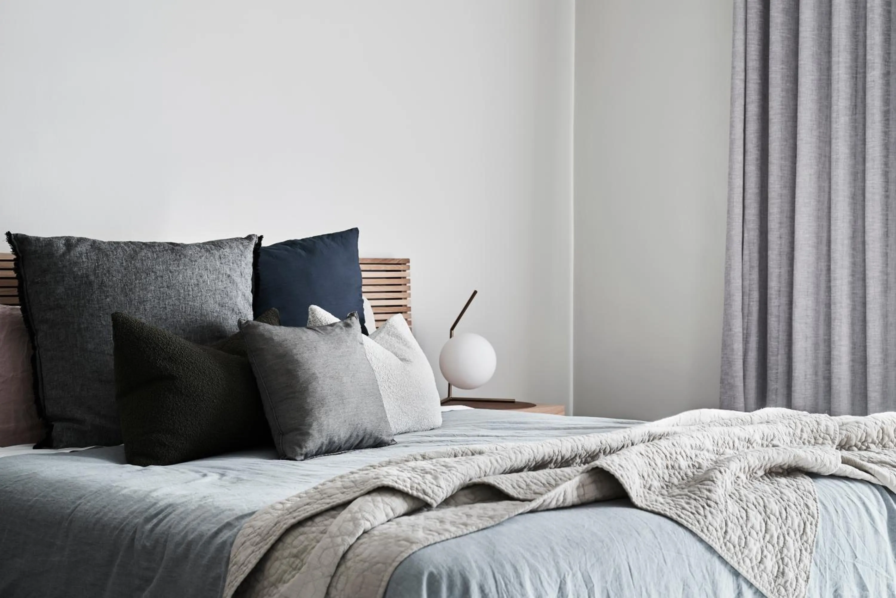 Bed in Hotel Ernest Bendigo