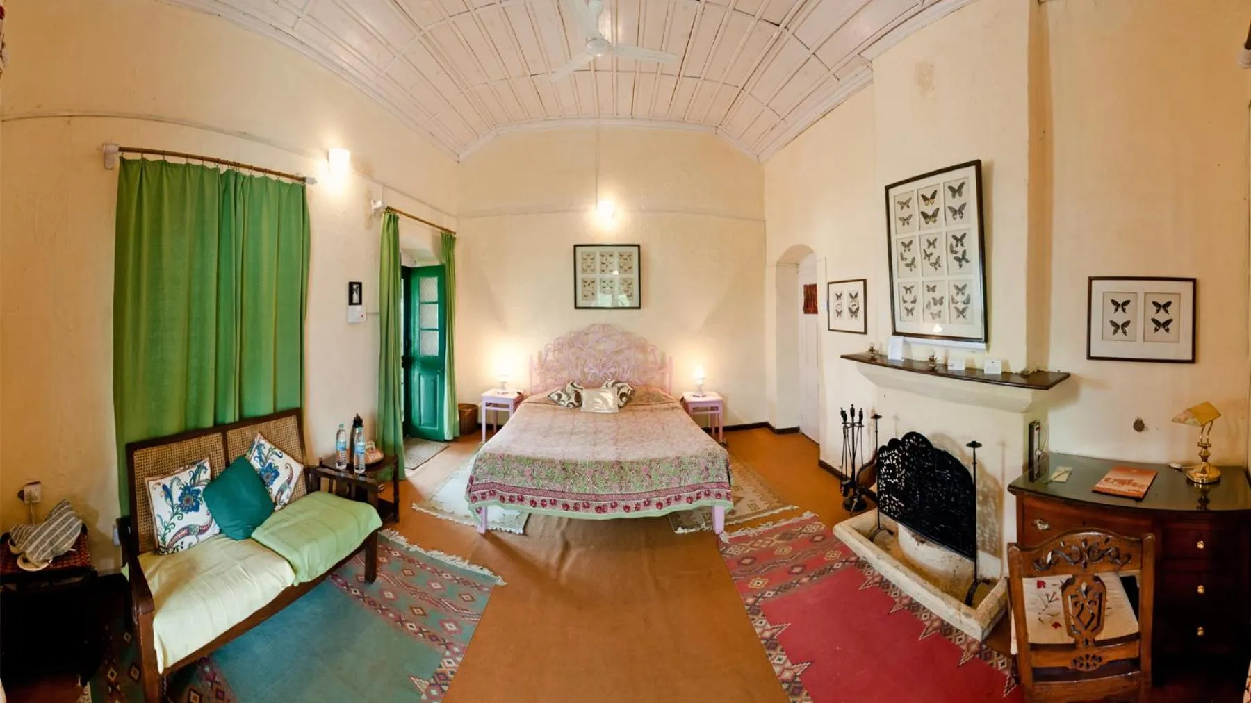 Bed in Neemrana's - Ramgarh Bungalows