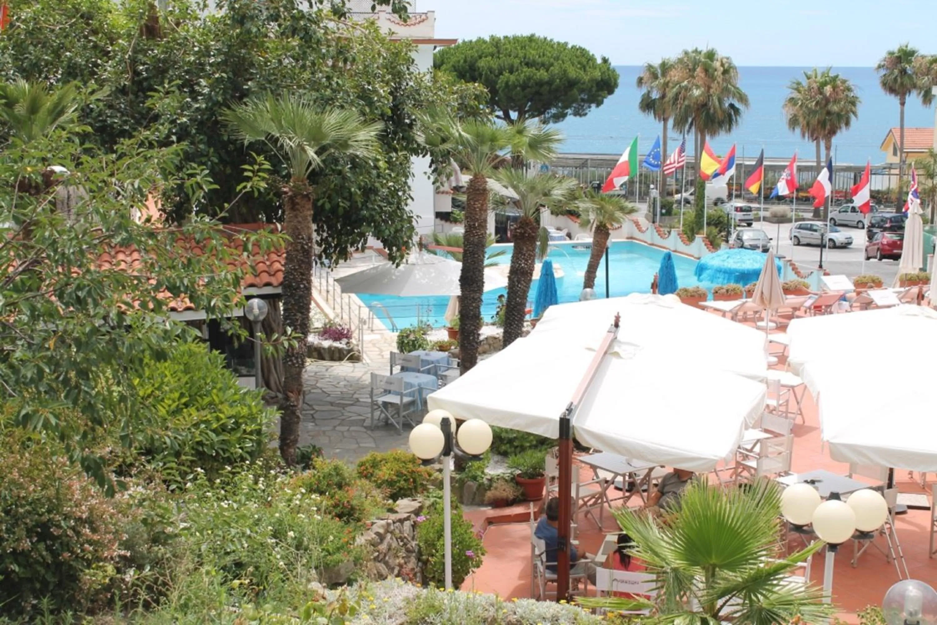 Restaurant/places to eat in Hotel Ariston Montecarlo