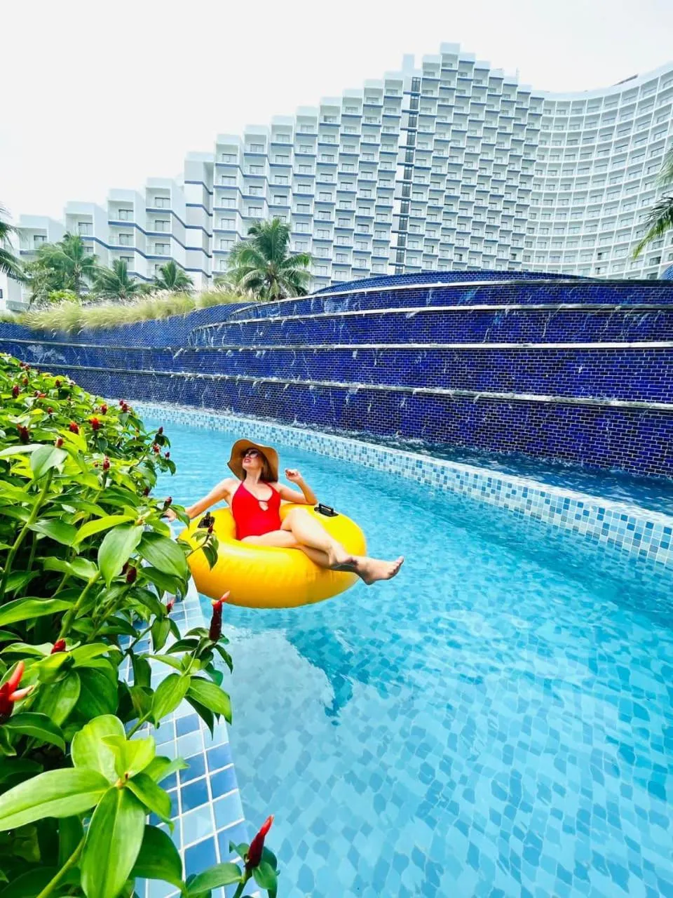 Swimming pool in The Empyrean Cam Ranh Beach Resort
