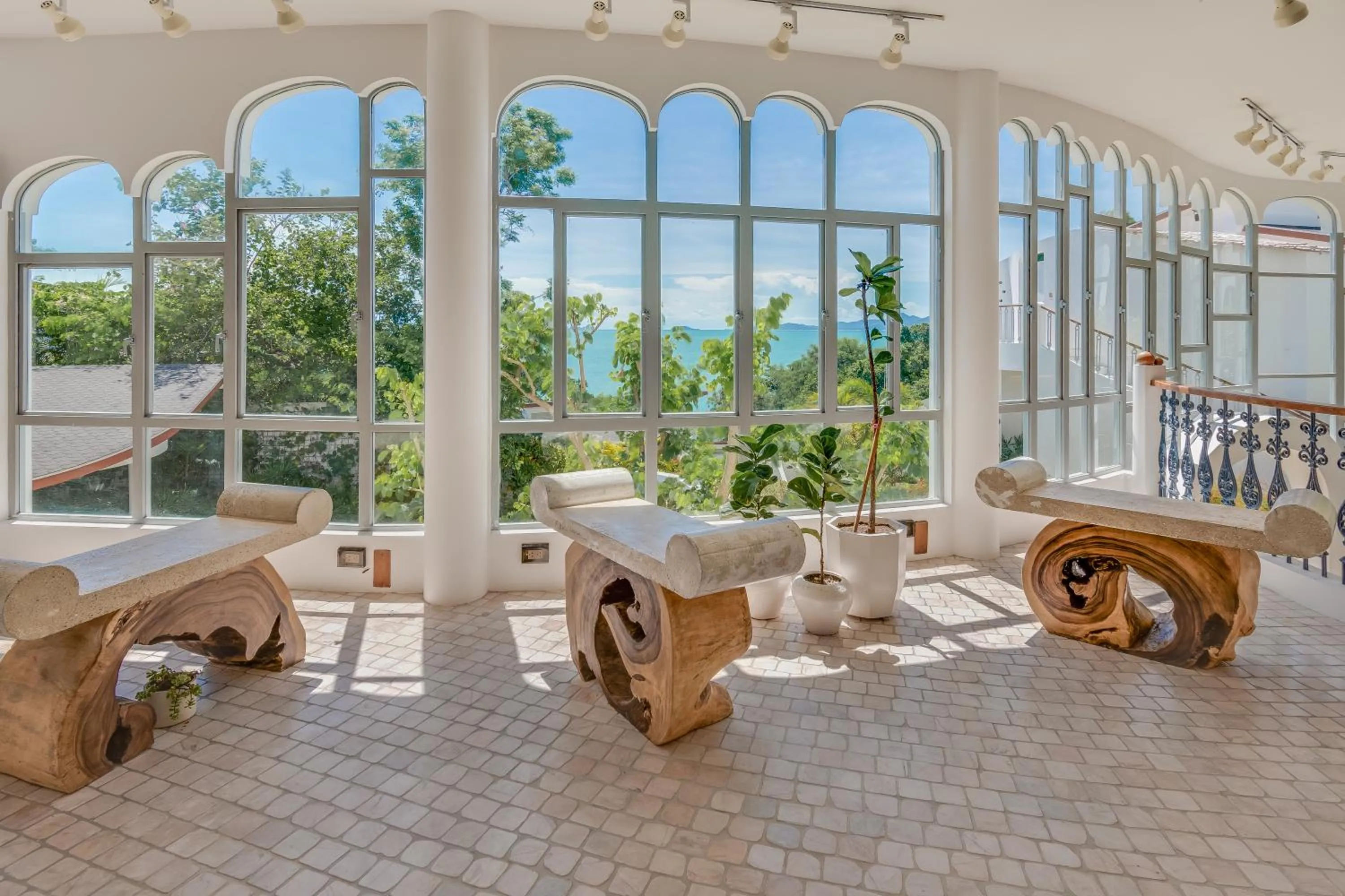 Property building in Ampersand Resort