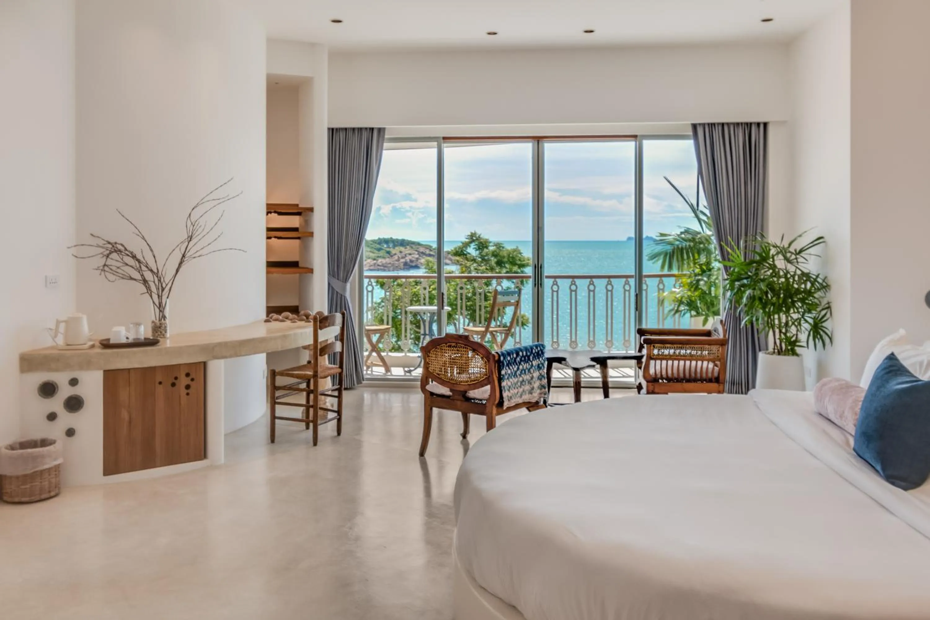 Bed in Ampersand Resort