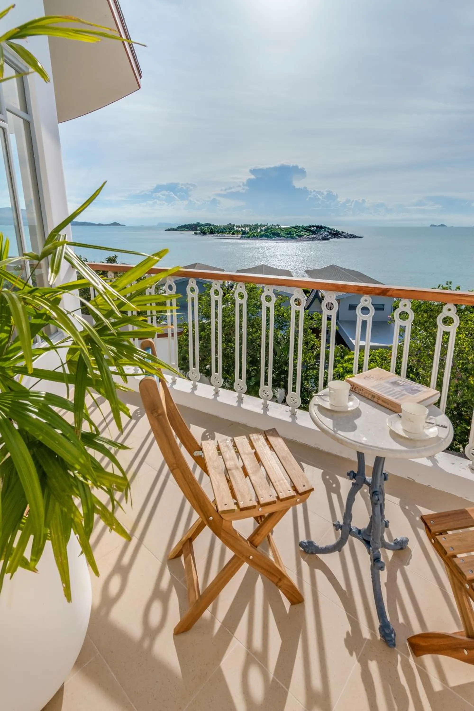 Property building in Ampersand Resort