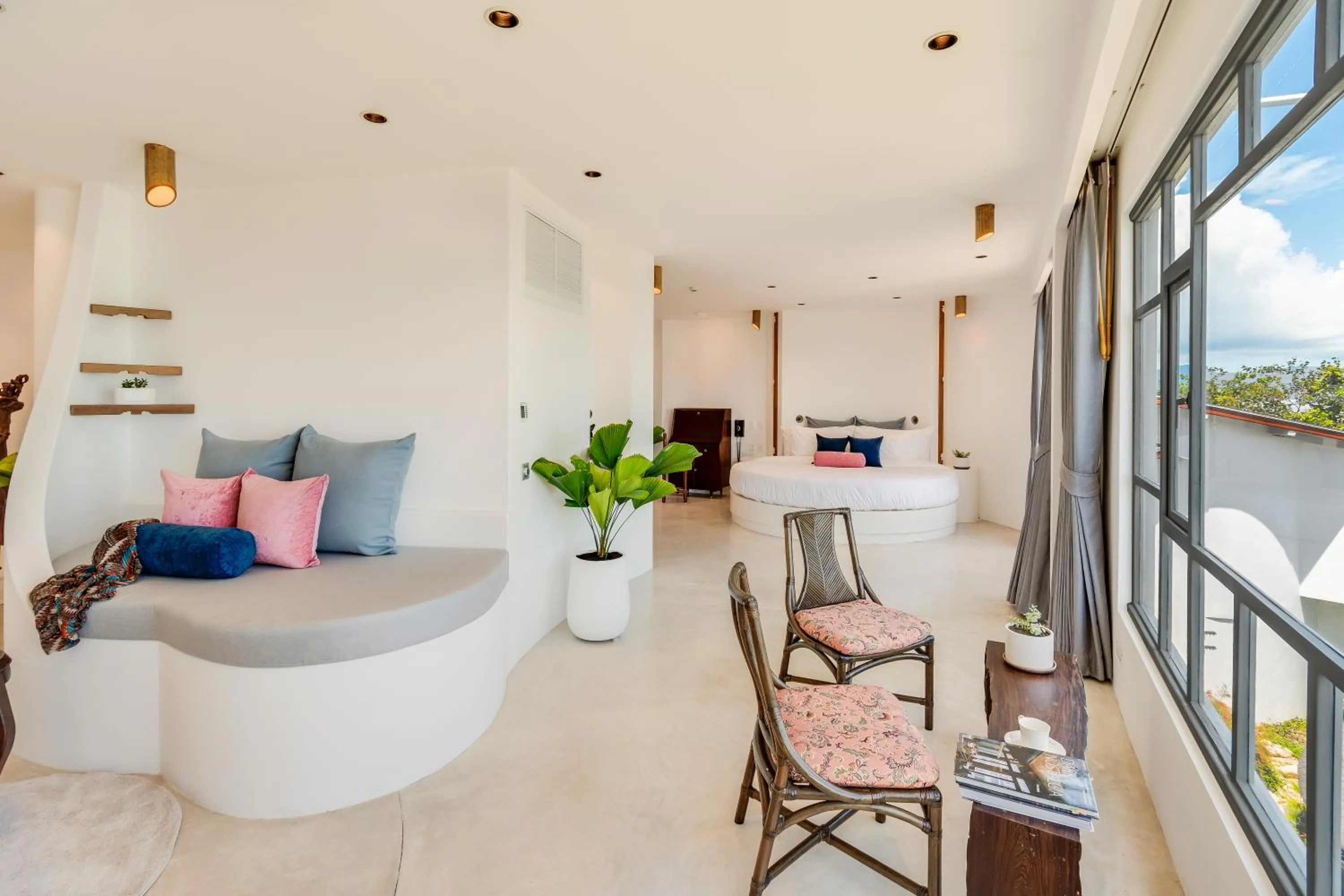 Seating area in Ampersand Resort