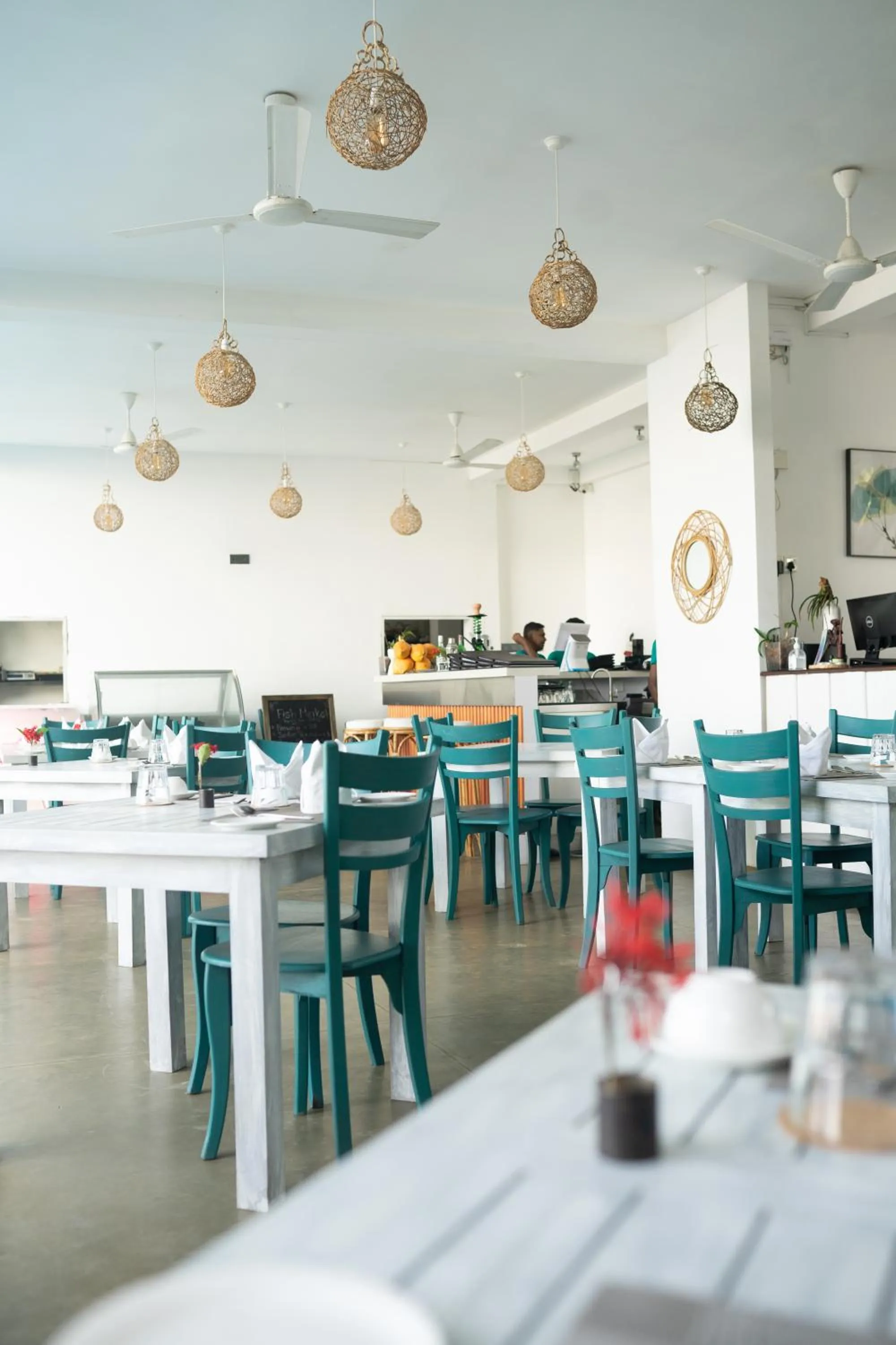 Restaurant/places to eat in Smeralda Resorts Dikwella