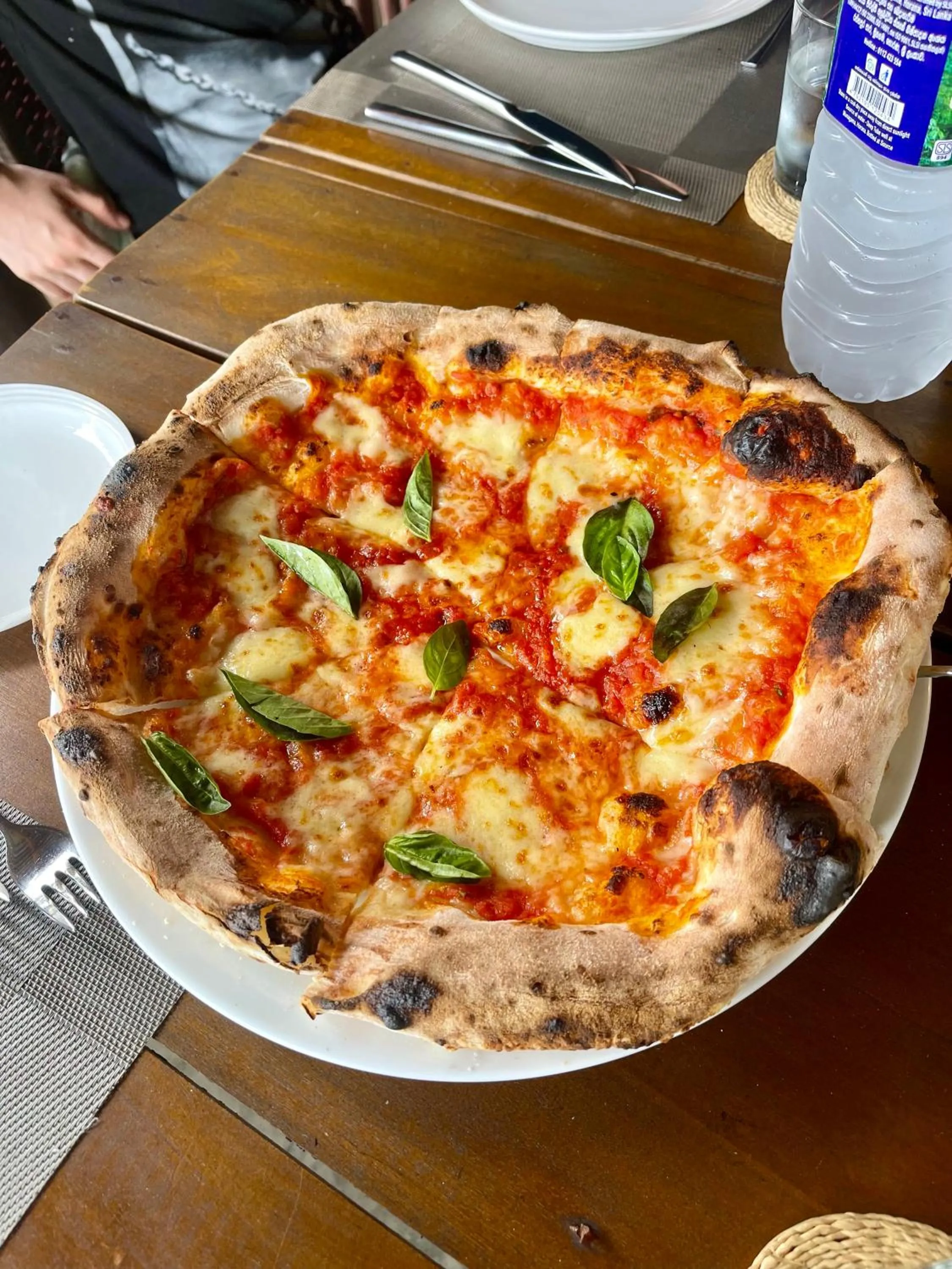 Food and drinks in Smeralda Resorts Dikwella