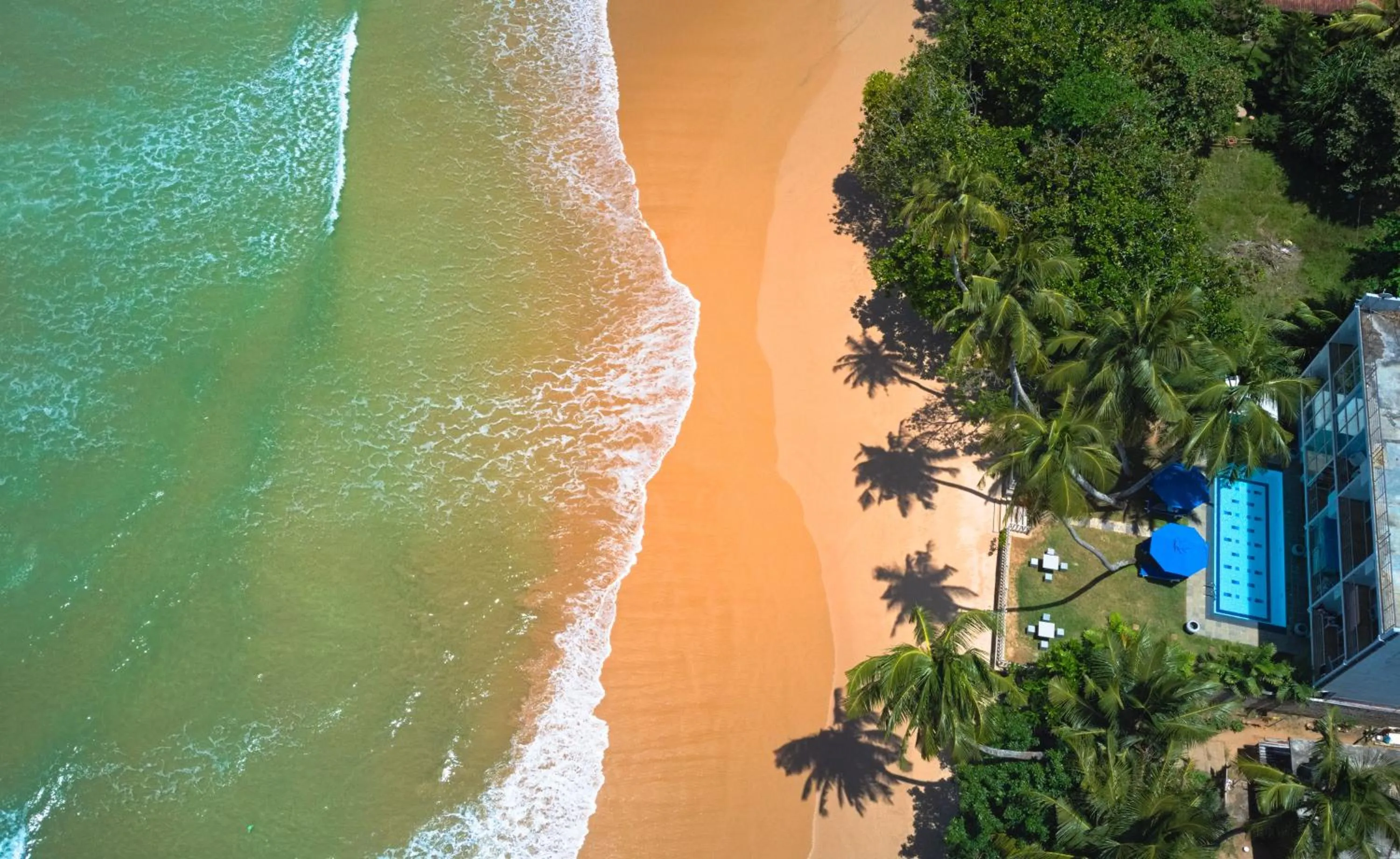 Property building in Smeralda Resorts Dikwella