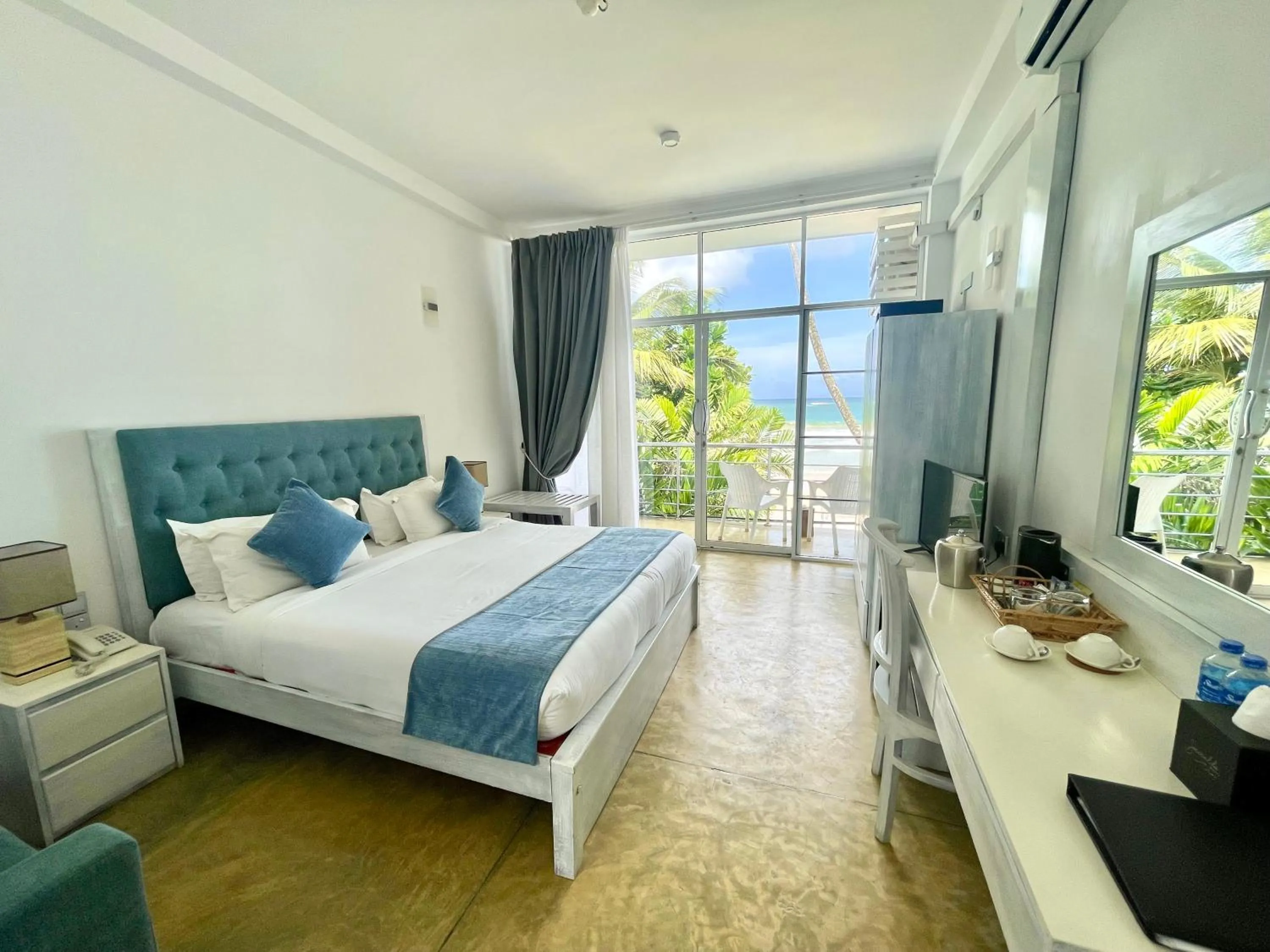 View (from property/room), Bed in Smeralda Resorts Dikwella