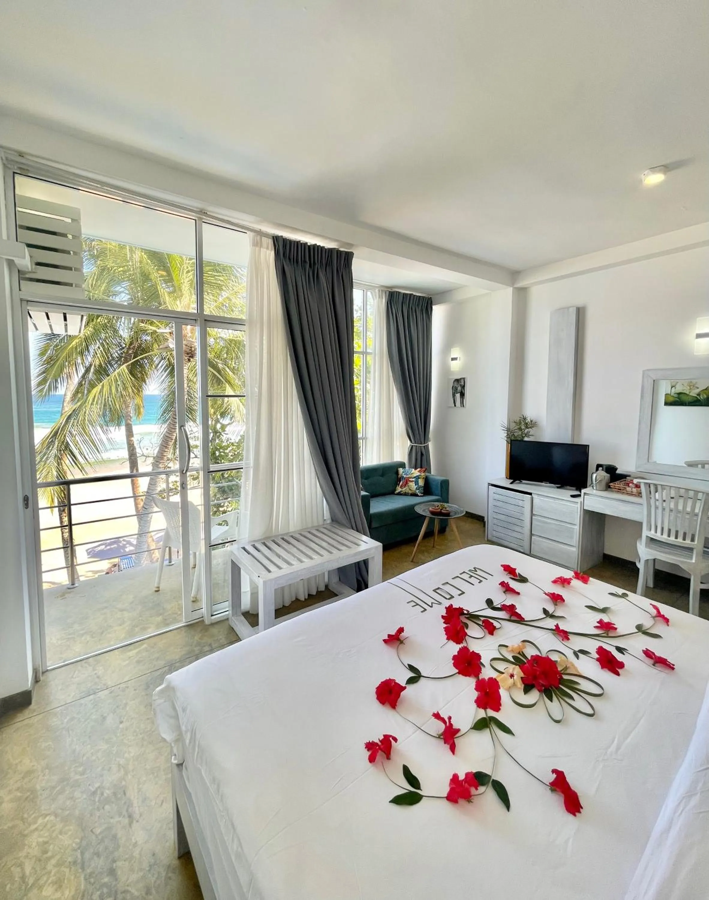 Bedroom, Bed in Smeralda Resorts Dikwella