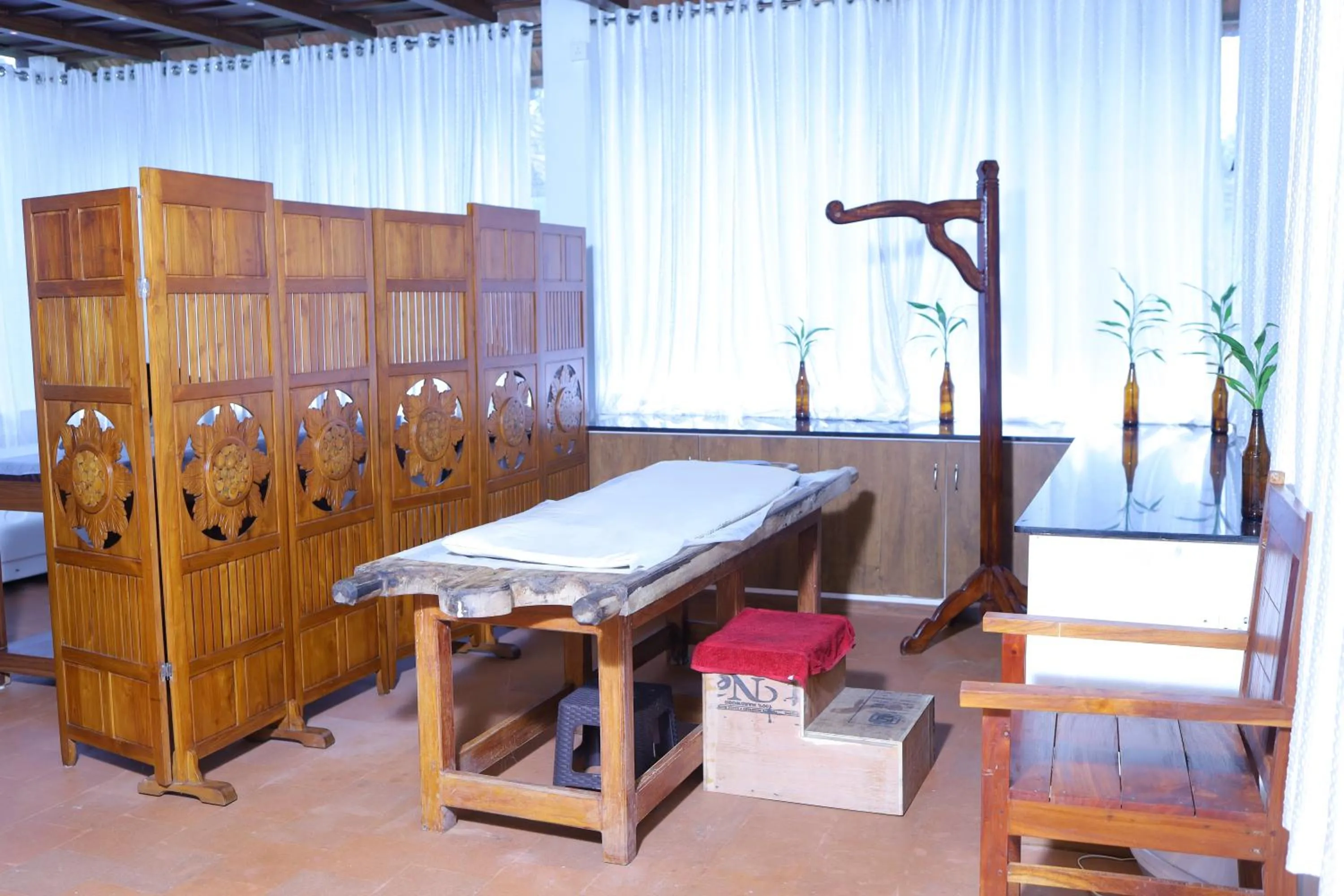 Spa and wellness centre/facilities in Vajra Ayurveda and Yoga Retreat