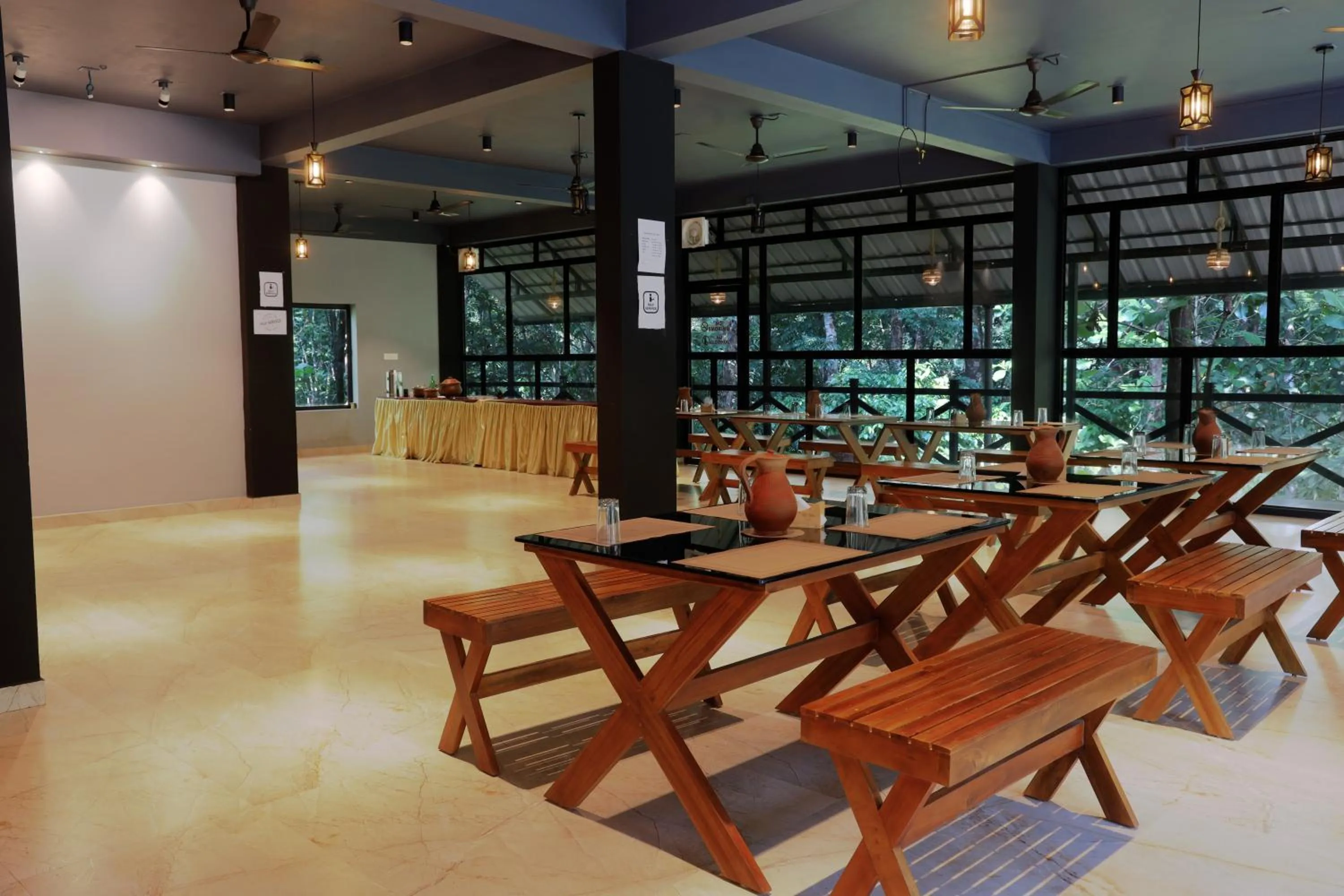 Restaurant/places to eat in Vajra Ayurveda and Yoga Retreat