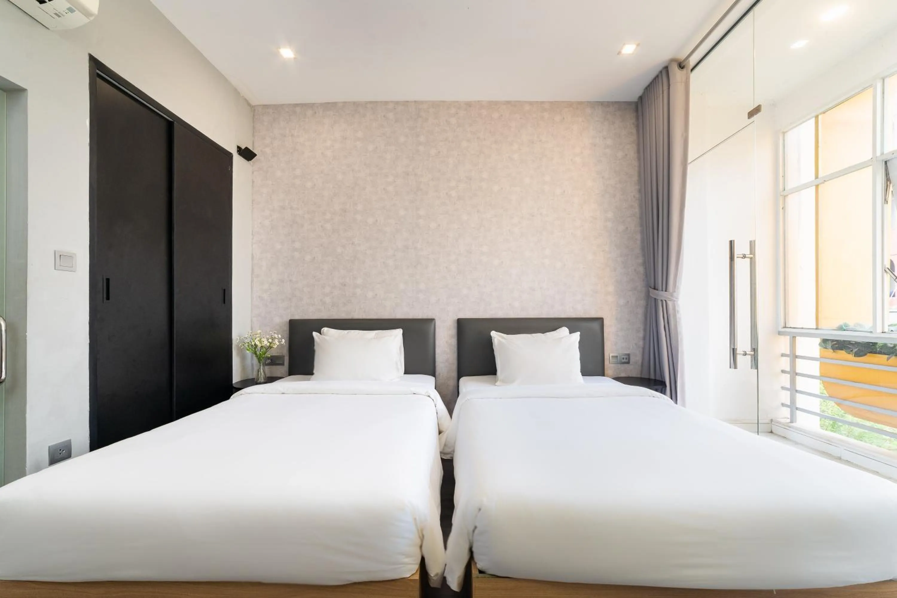 Bed in The Hotel Nicecy