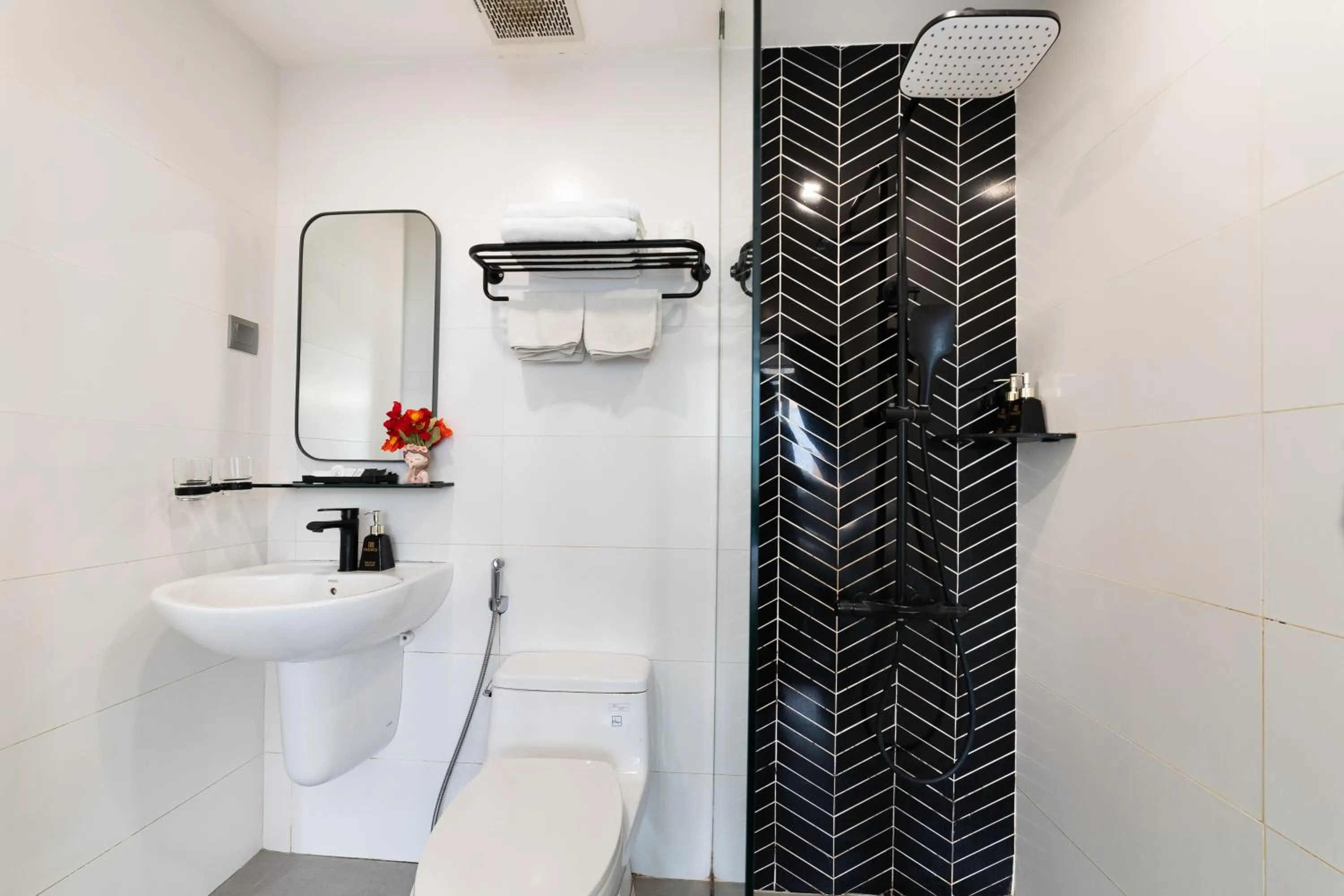 Toilet in The Hotel Nicecy