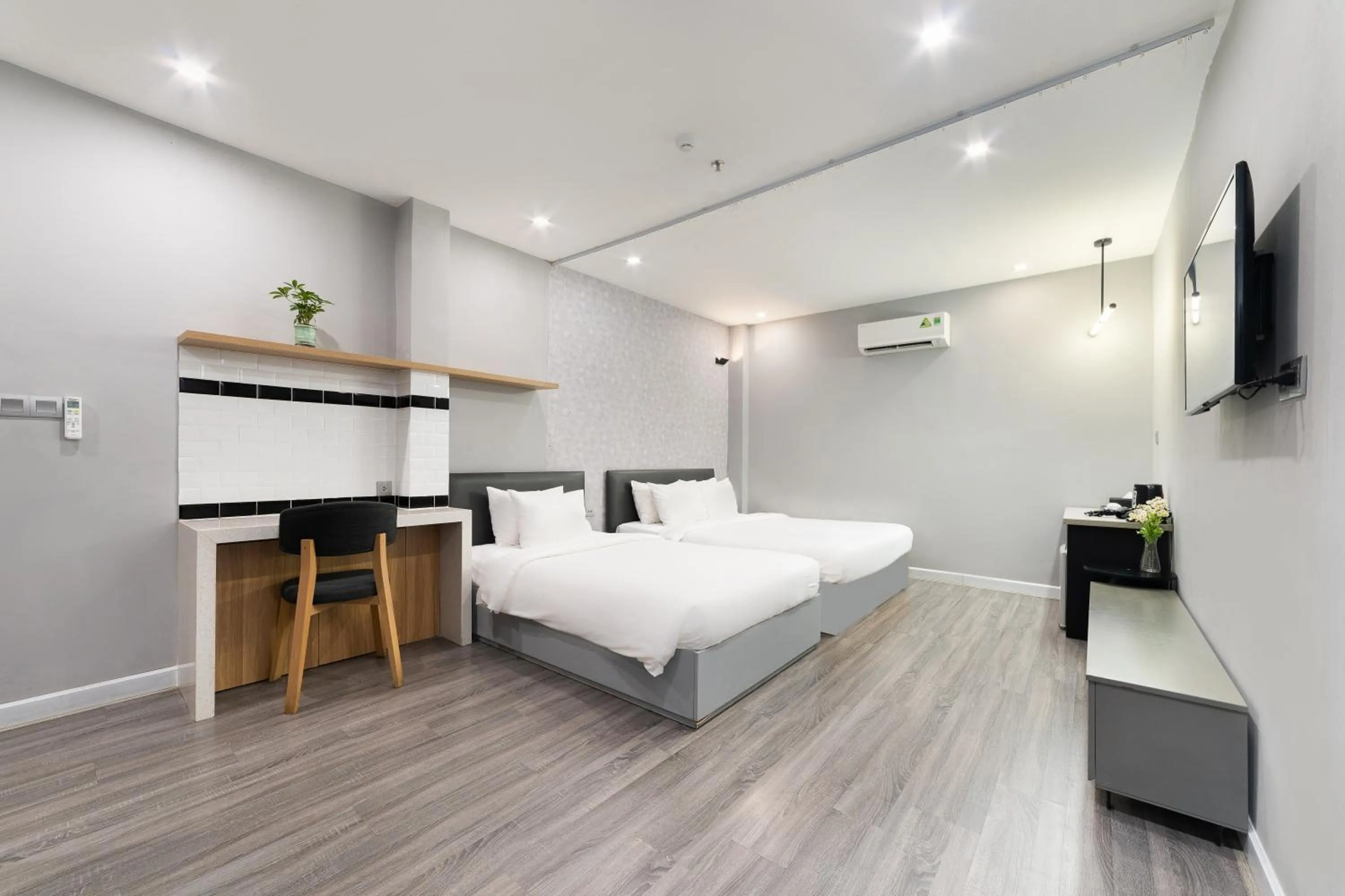 Photo of the whole room, Bed in The Hotel Nicecy