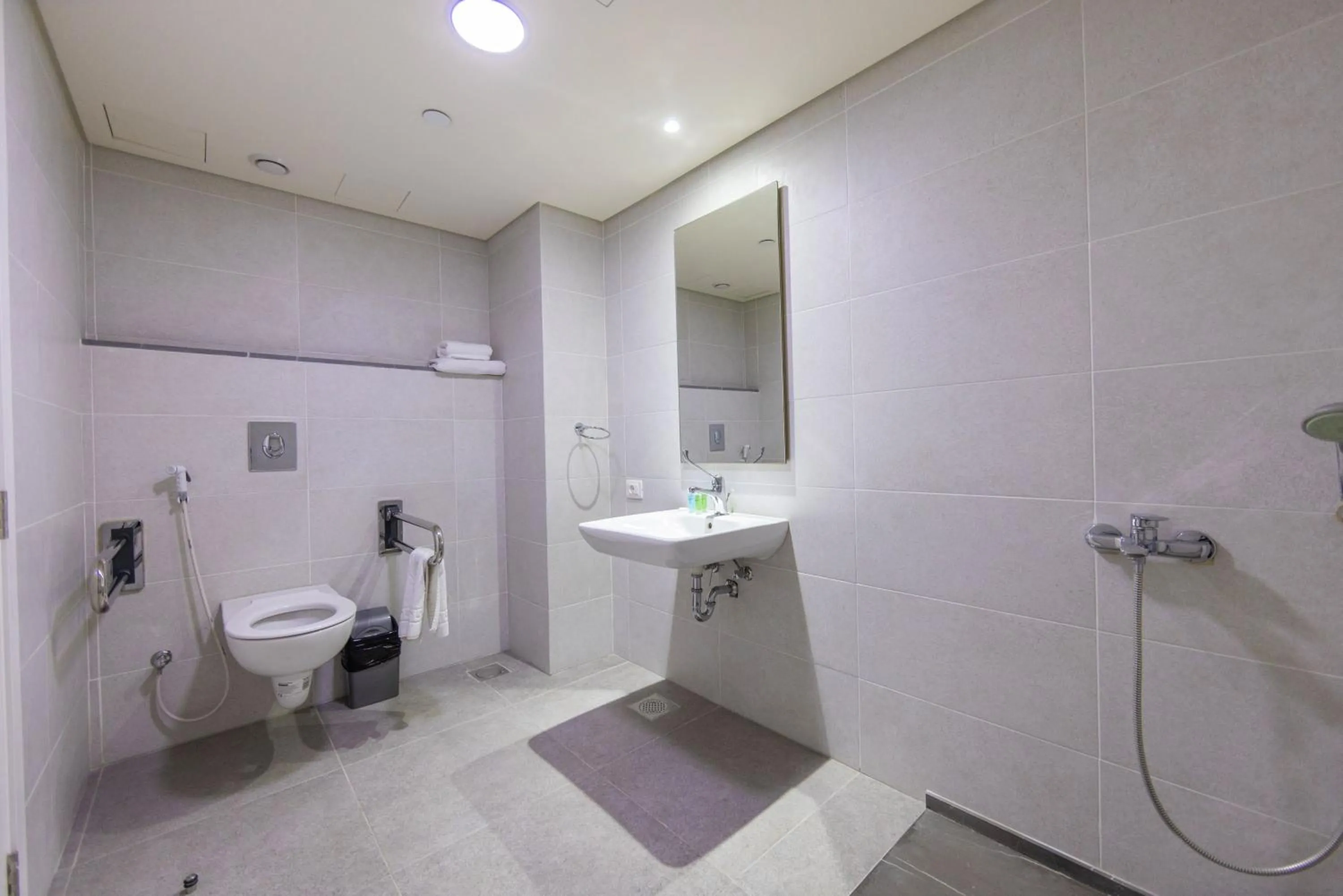 Toilet in Majestic Byblos Grand Hotel