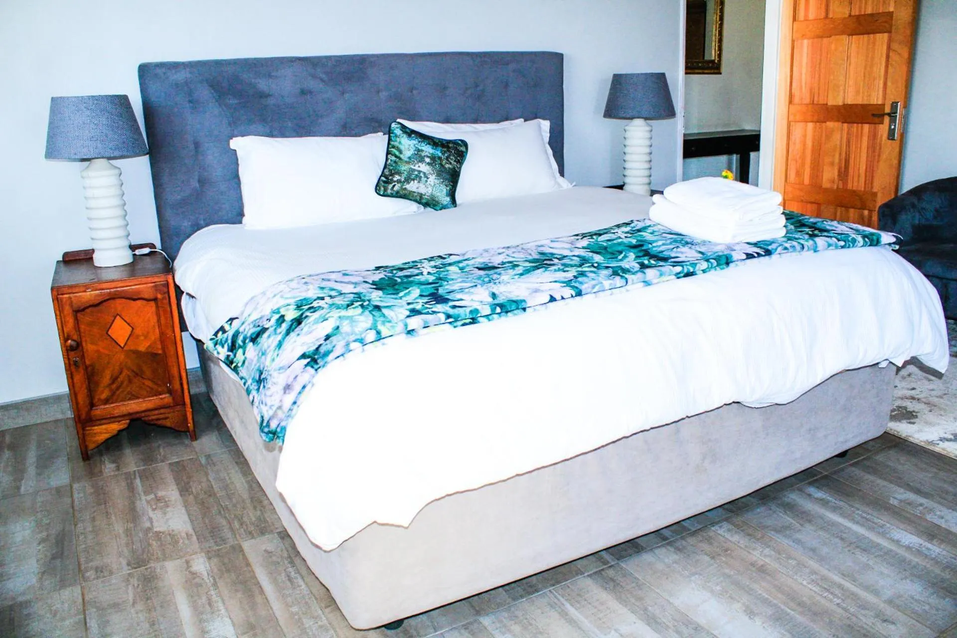 Bed in Harnham Mountain Lodge