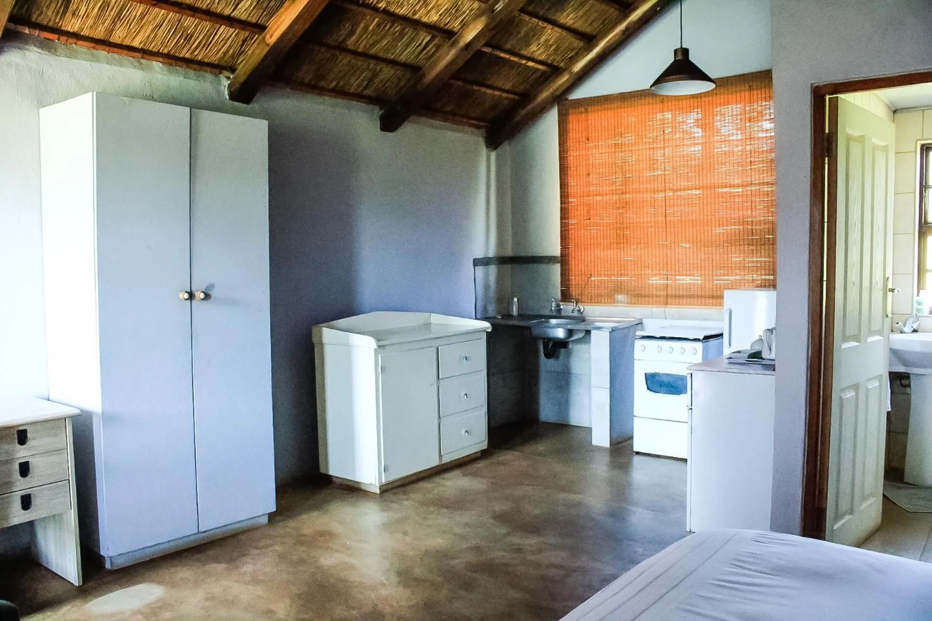 Harnham Mountain Lodge