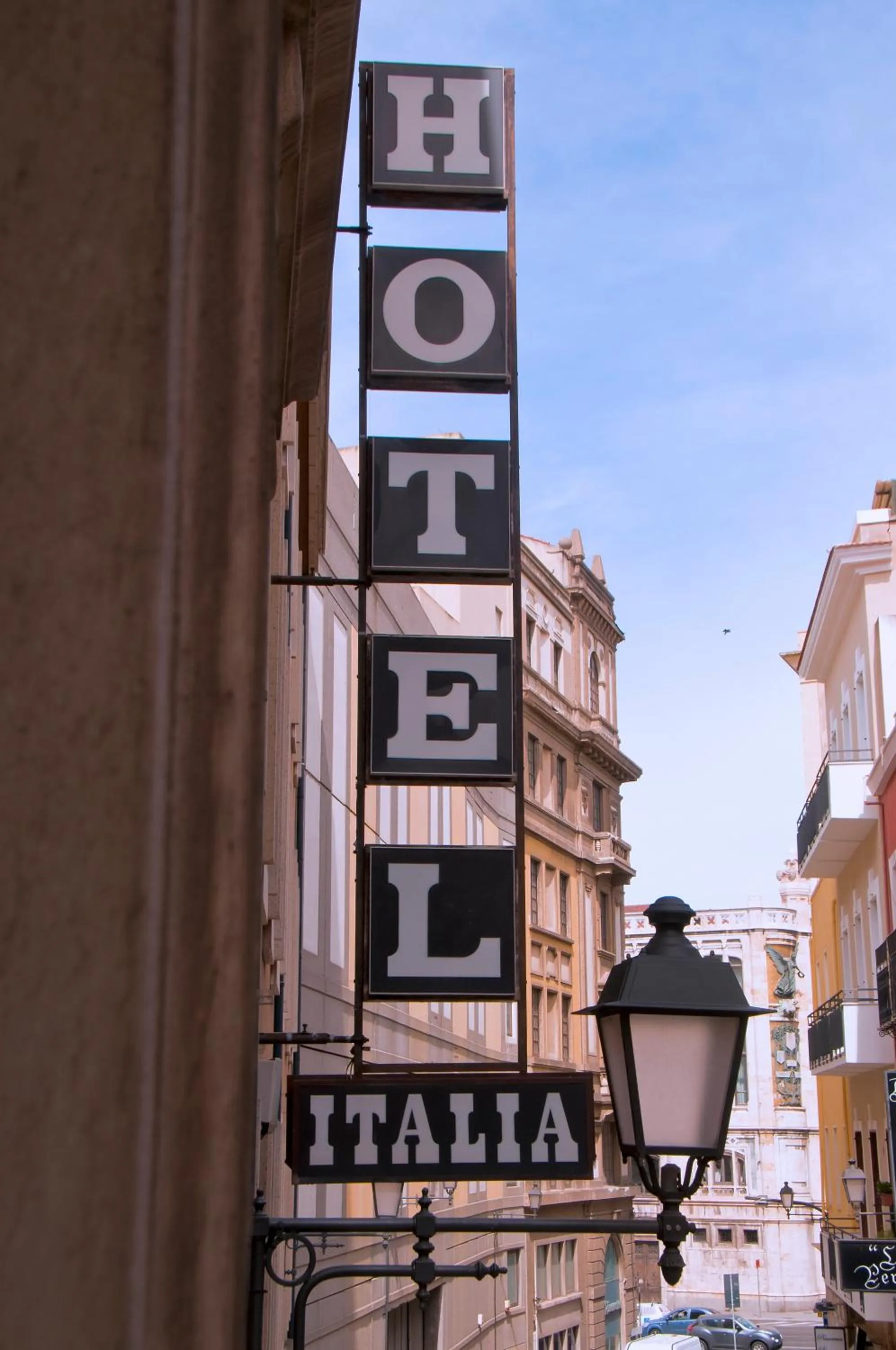 Facade/entrance in Hotel Italia