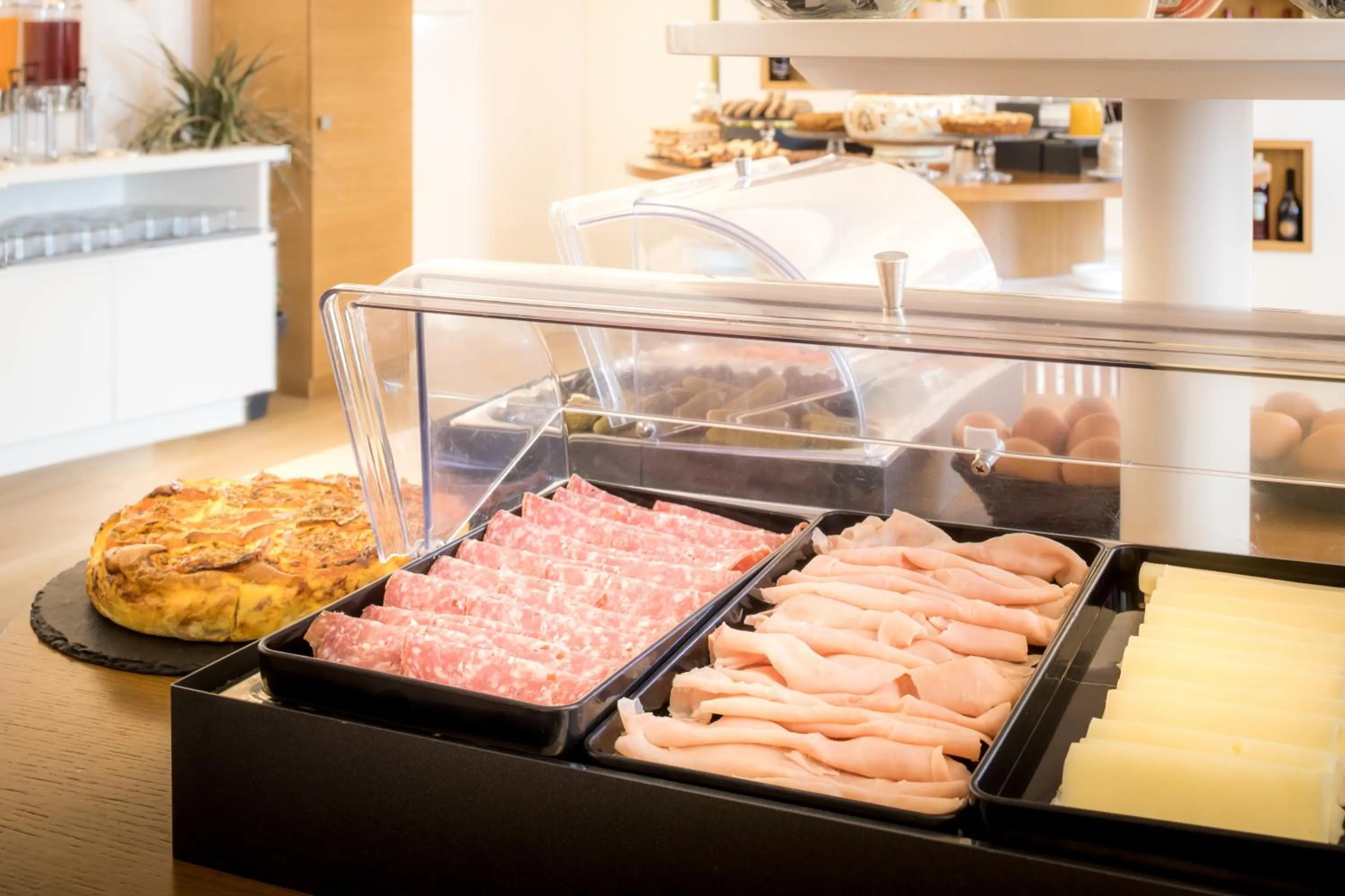 Breakfast in Hotel Italia