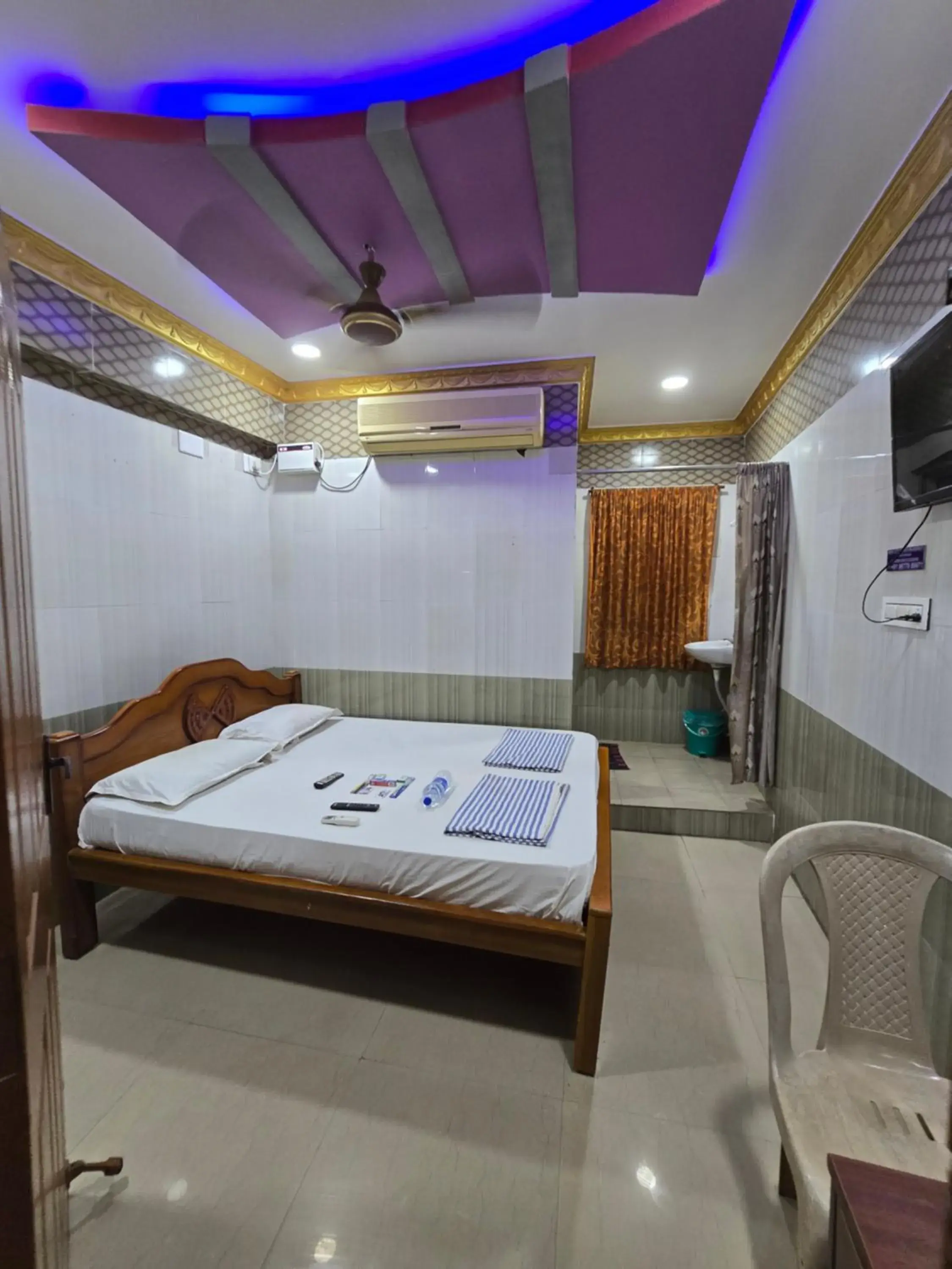 Standard Double Room with Fan in New City Tower Residency Standard Double Room with Fan in New City Tower Residency