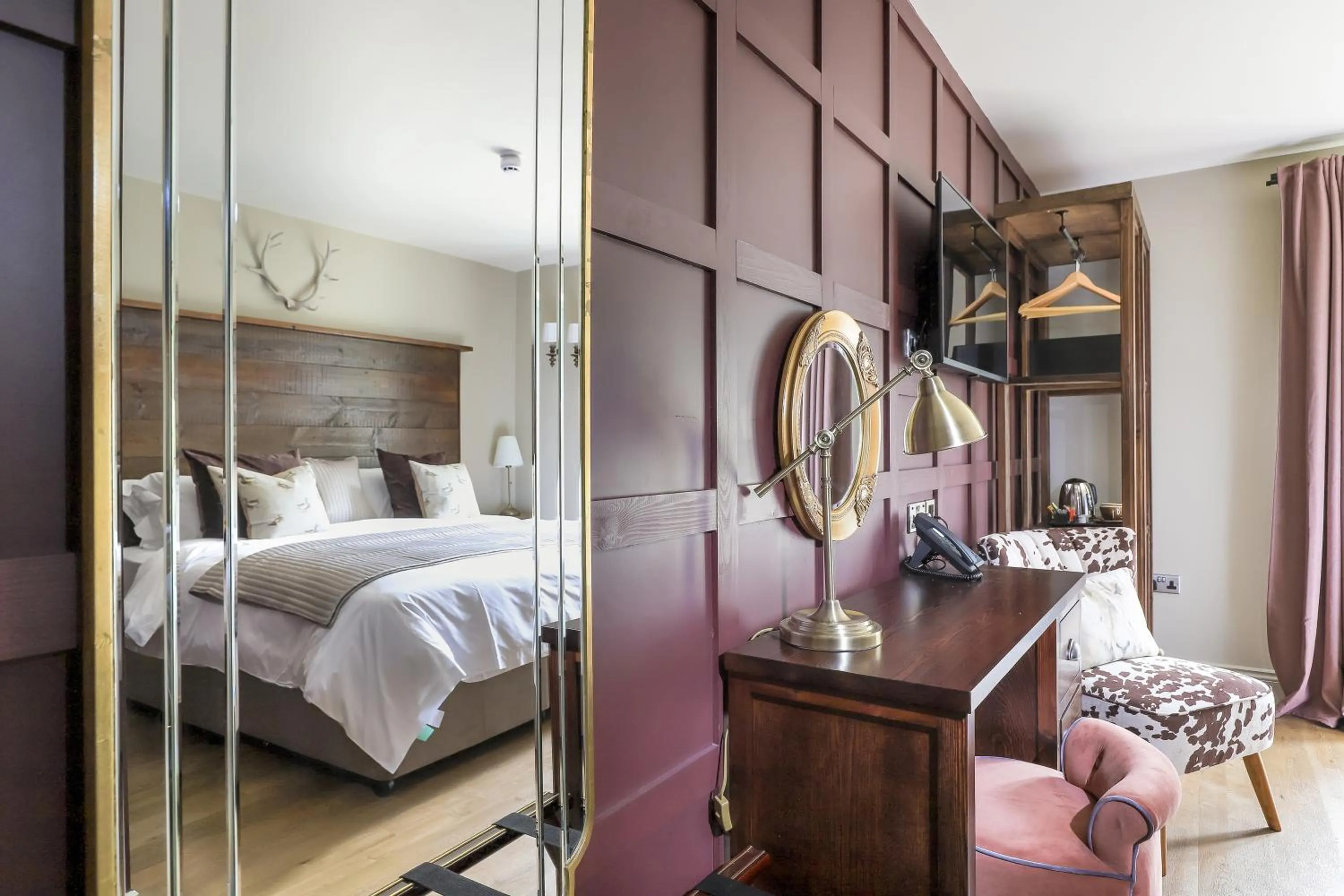 Bedroom, Bed in The Duke on The Test