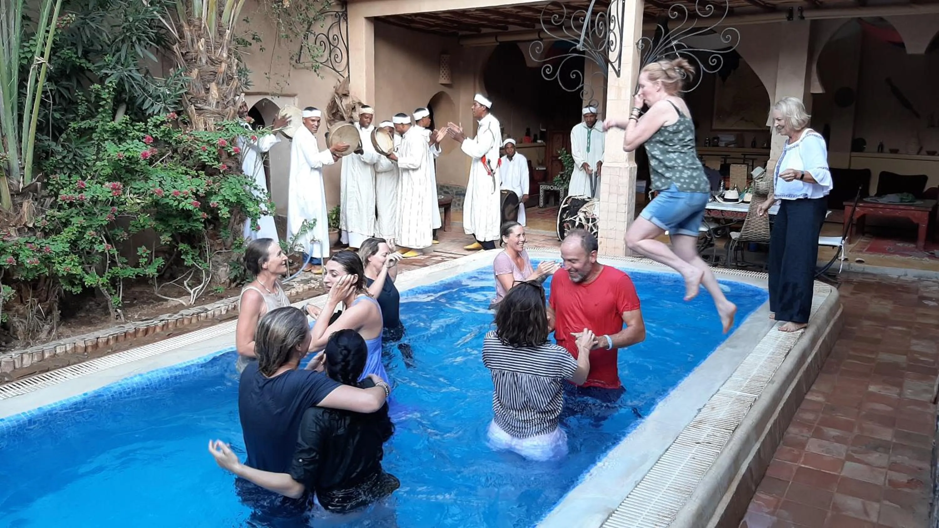 Swimming pool in Dar Amazir