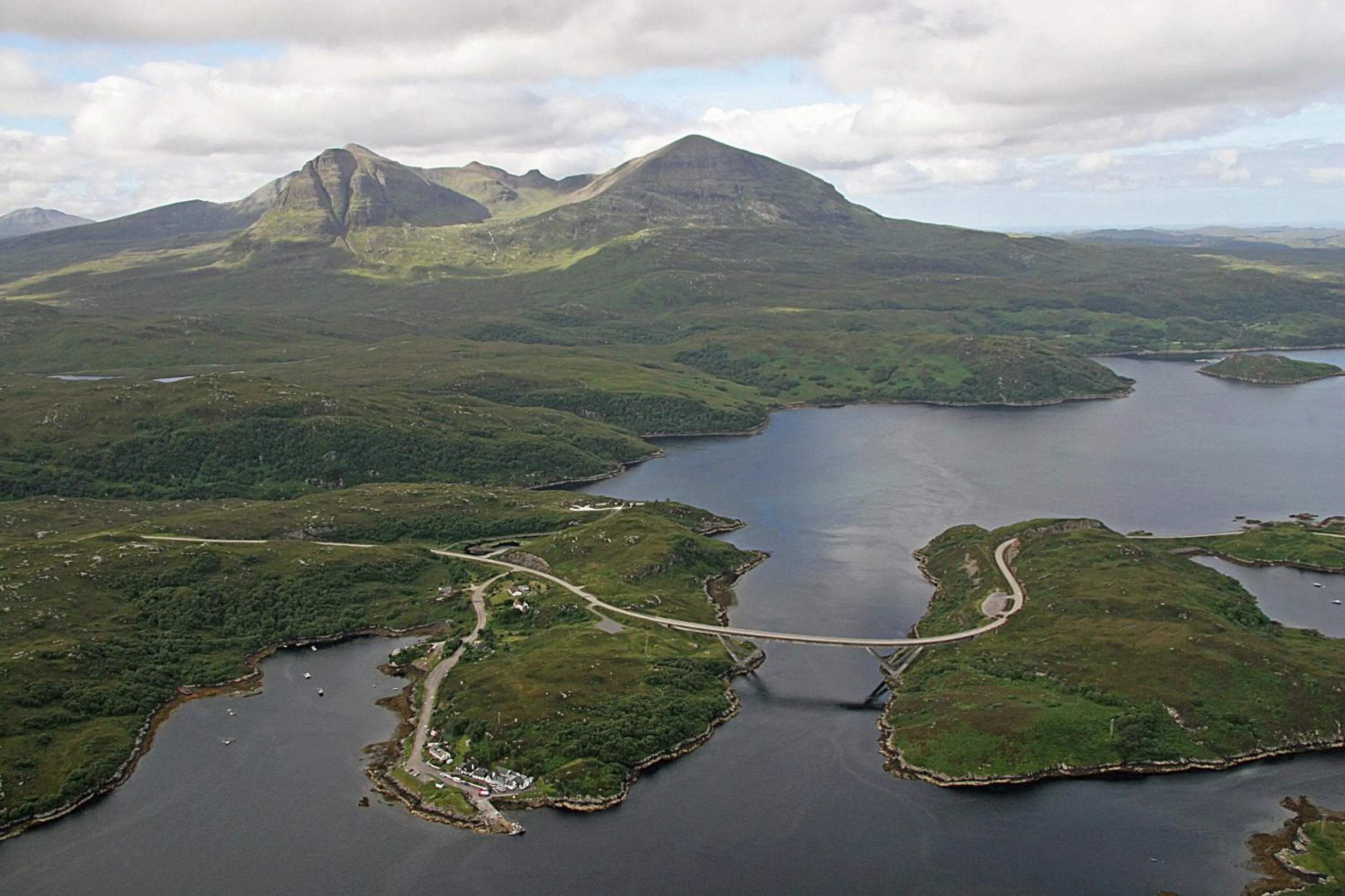 Natural landscape in Kylesku Hotel