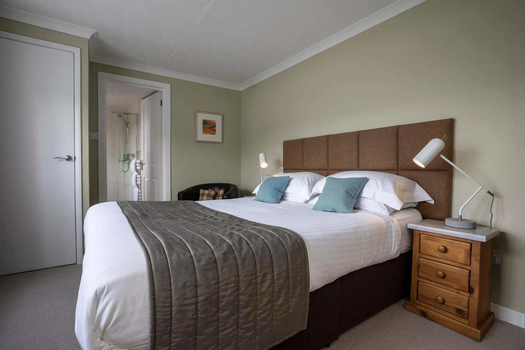 Bedroom, Bed in Kylesku Hotel