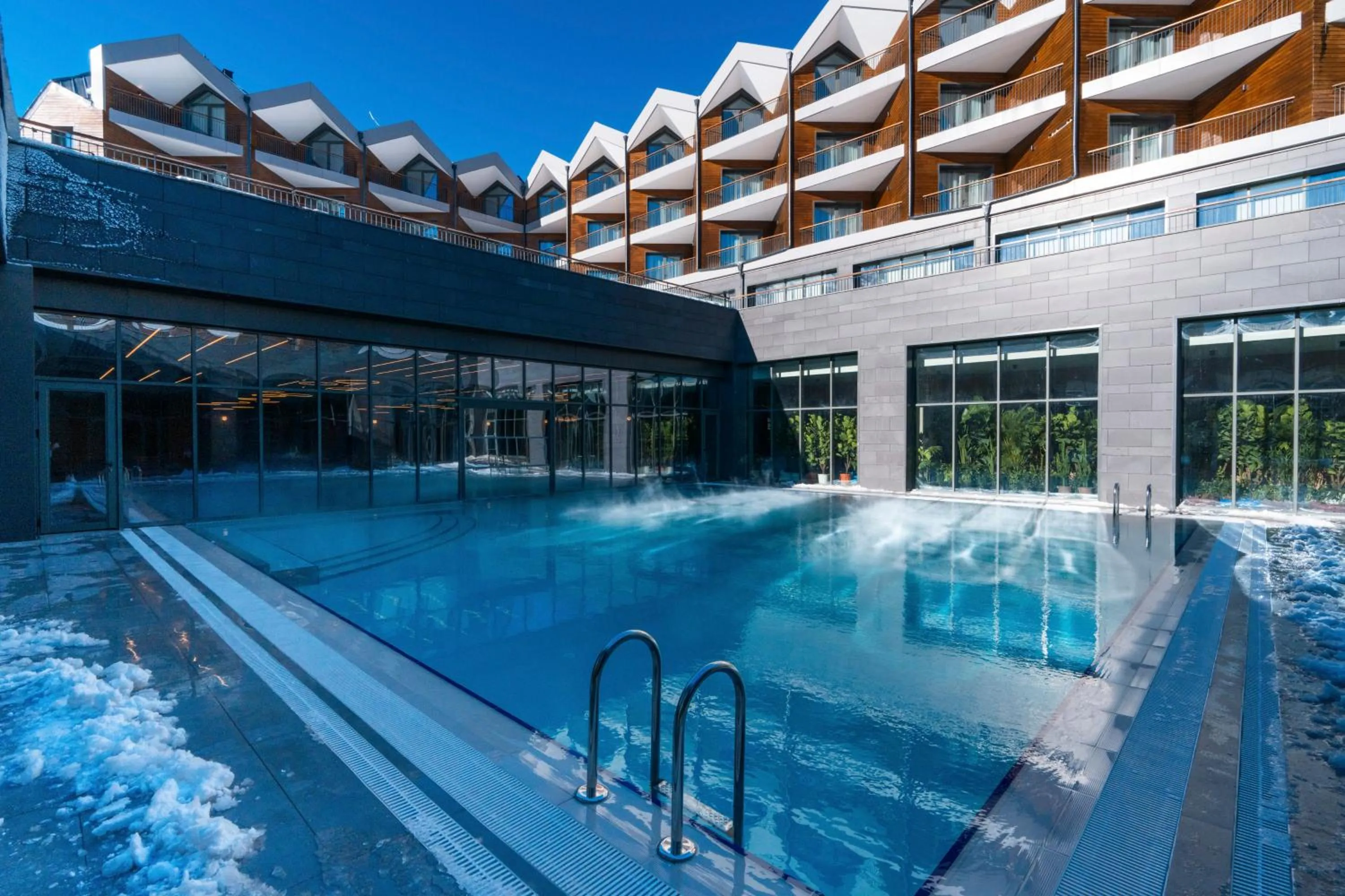 Swimming pool in Megasaray Mount Erciyes