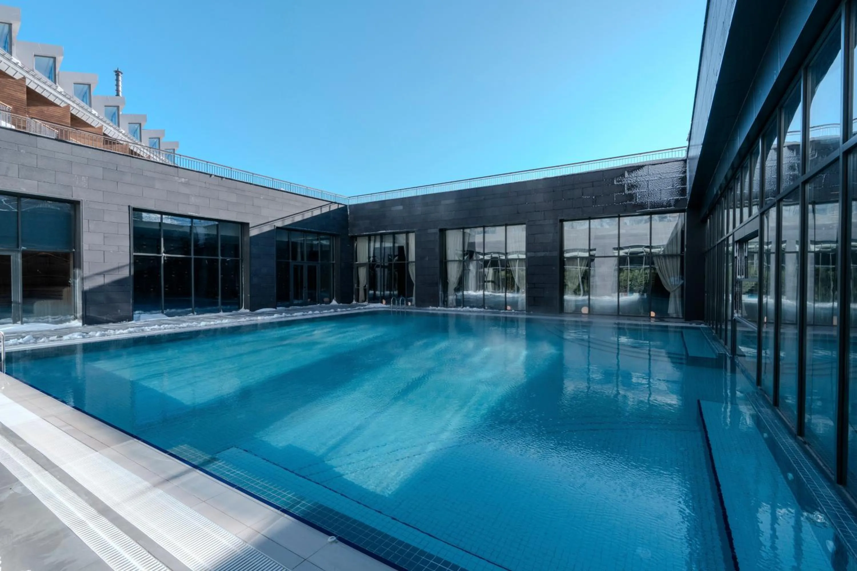 Swimming pool in Megasaray Mount Erciyes