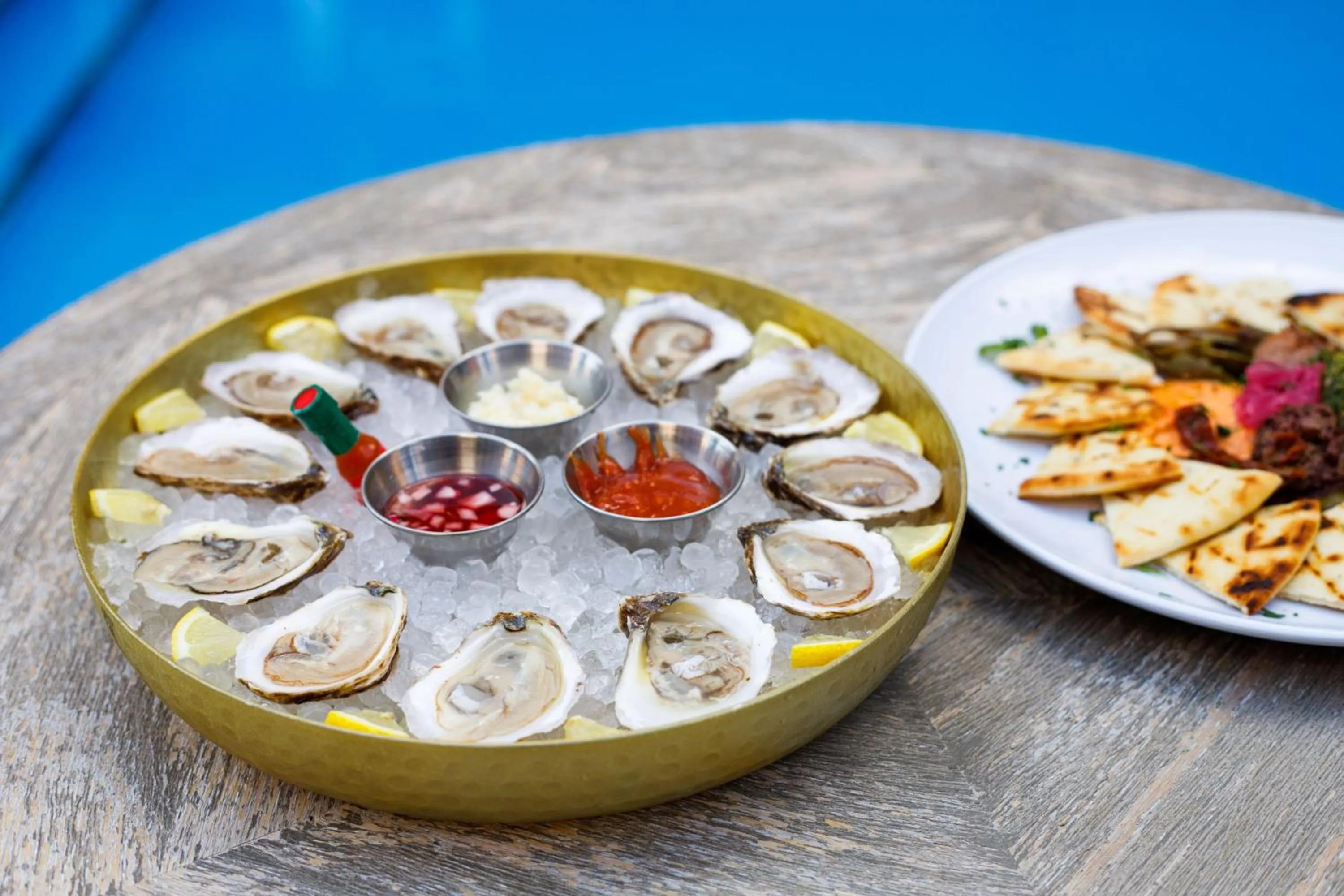 Swimming pool in Ambassador Hotel Oklahoma City, Autograph Collection
