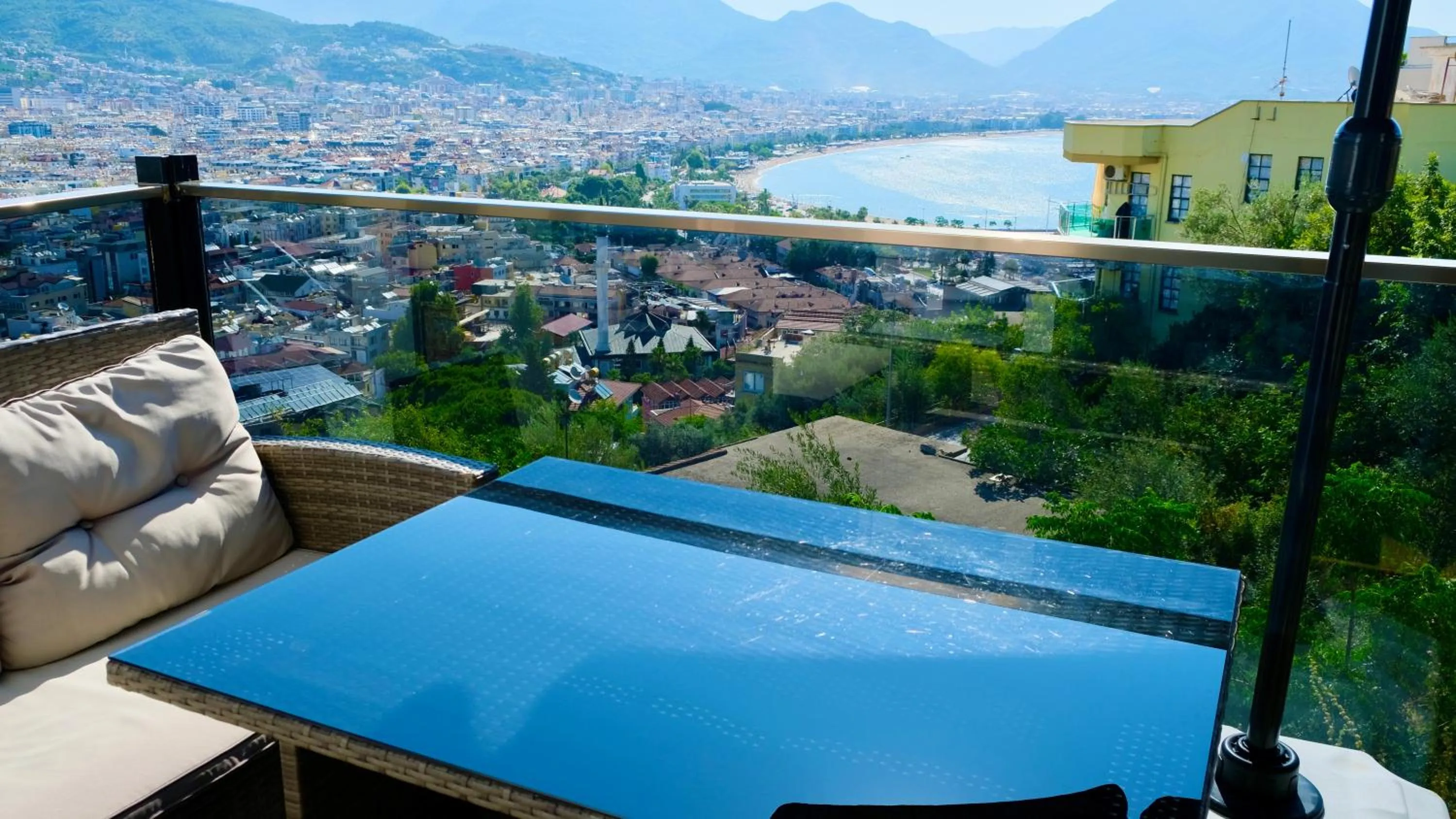 Castle Light Boutique