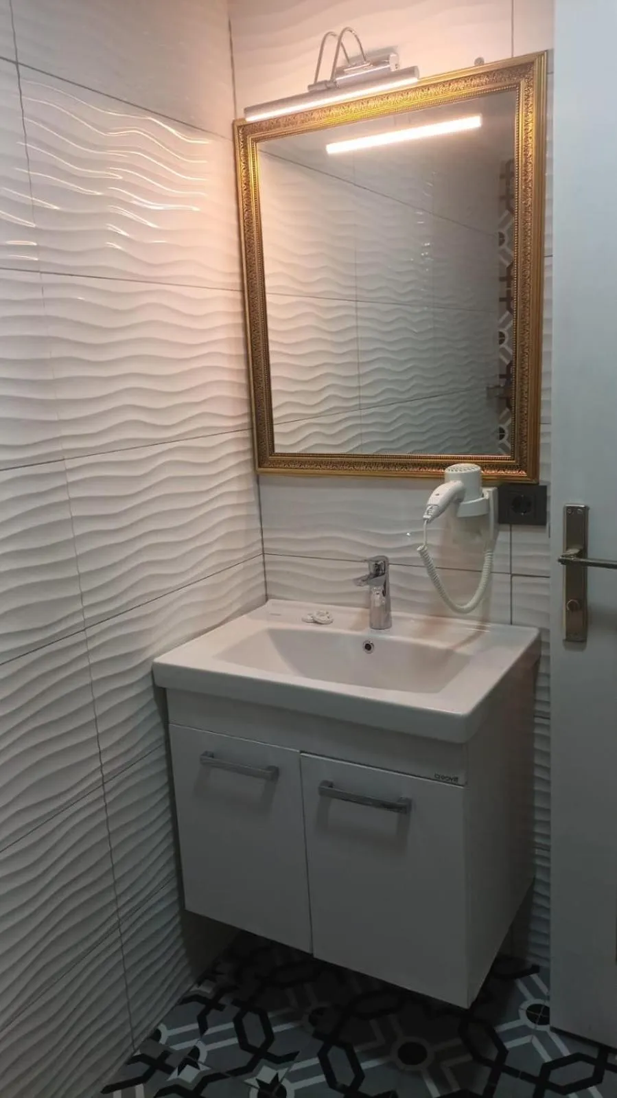 Bathroom in Castle Light Boutique