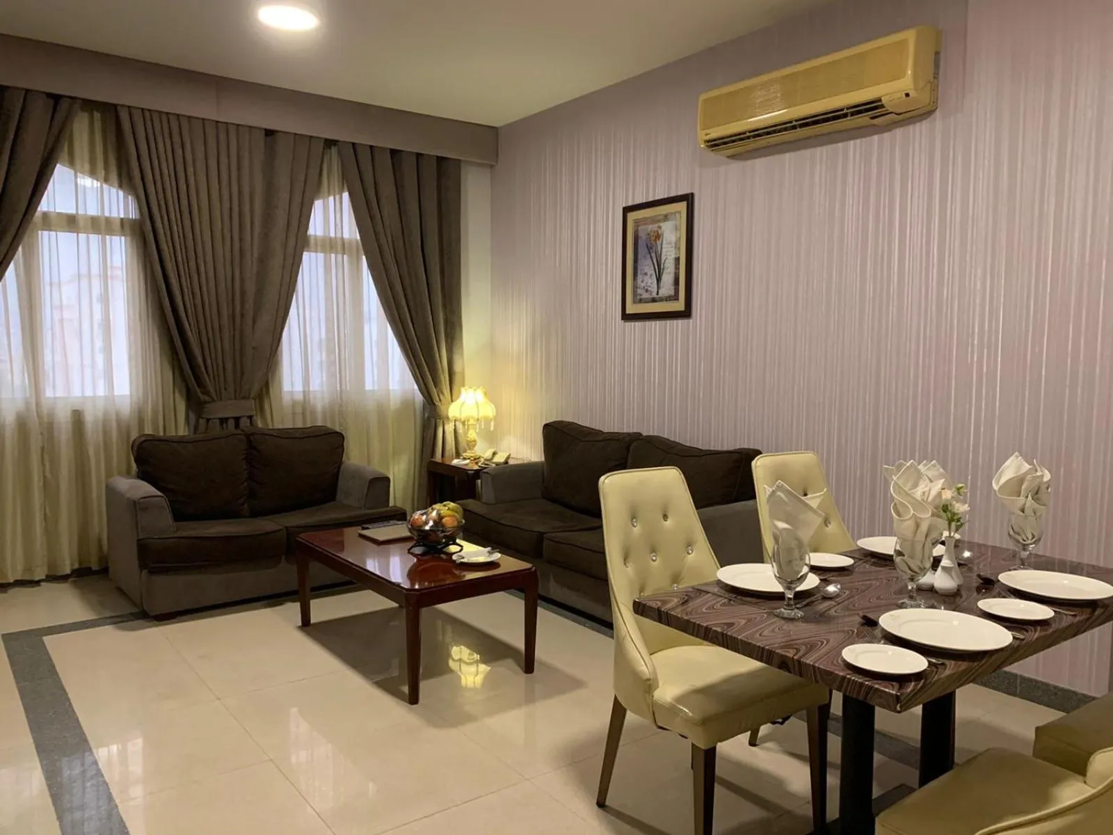 WANASA CONTINENTAL HOTEL