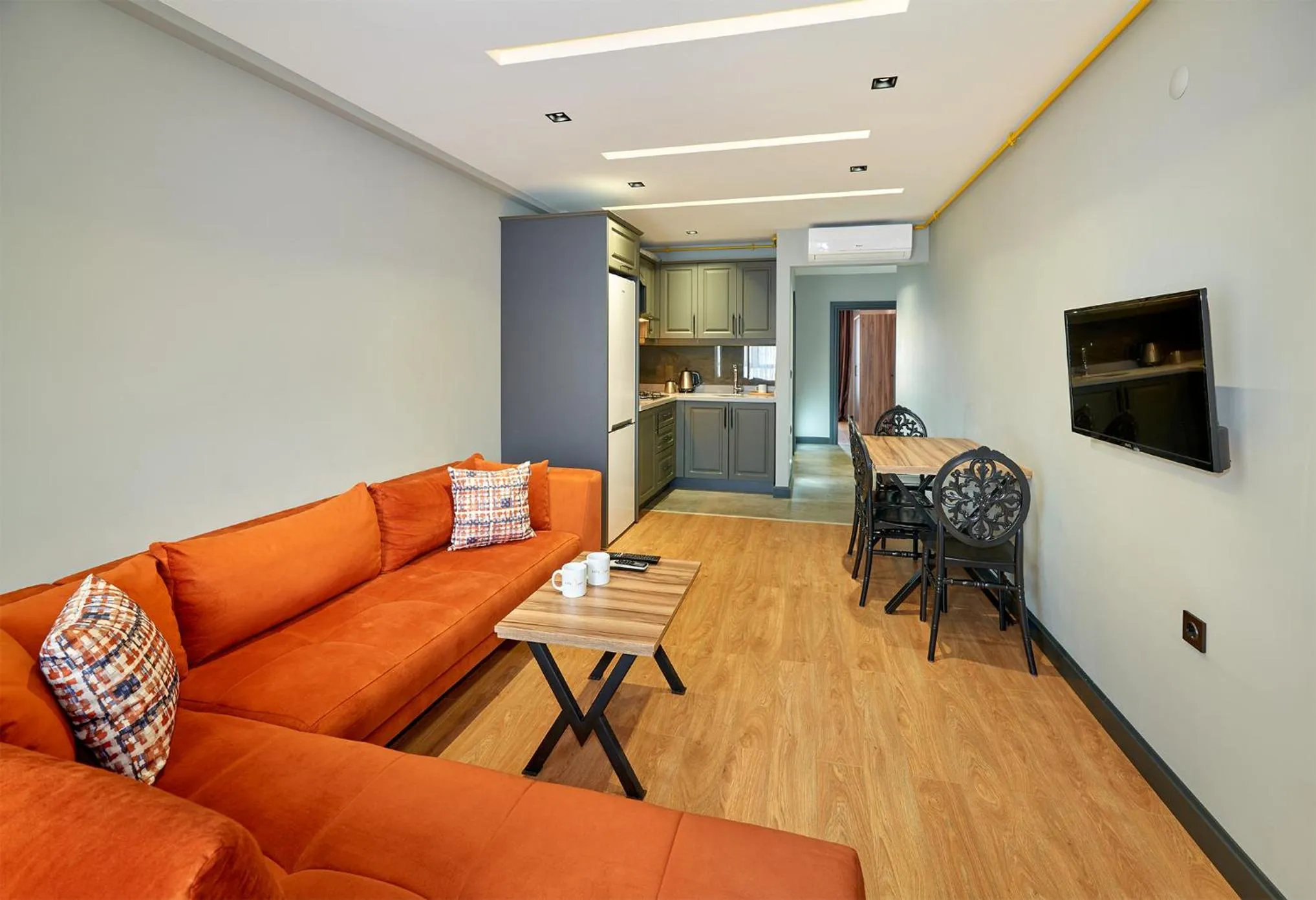 Communal lounge/ TV room in Sofyapart