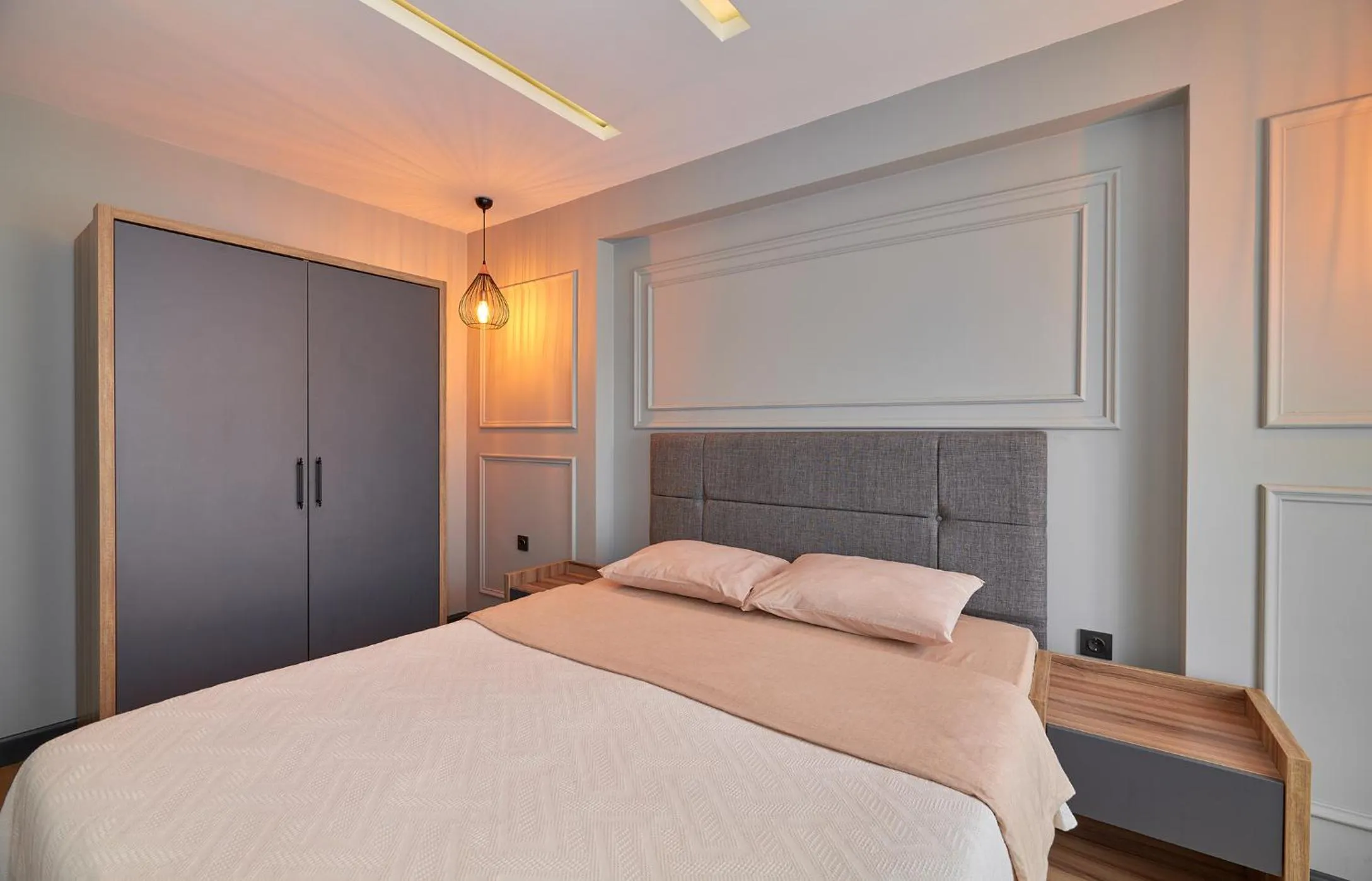 Bedroom, Bed in Sofyapart