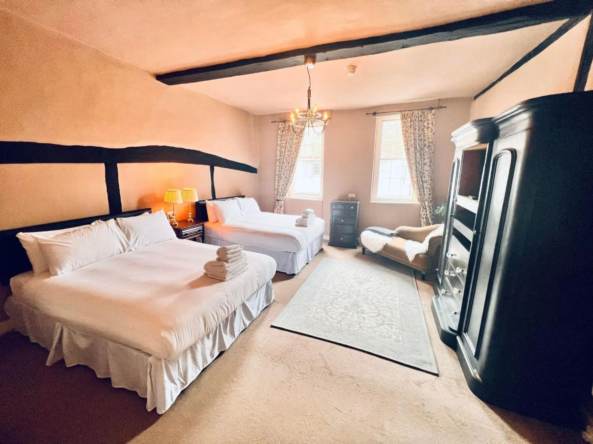 Bed in George & Dragon Hotel