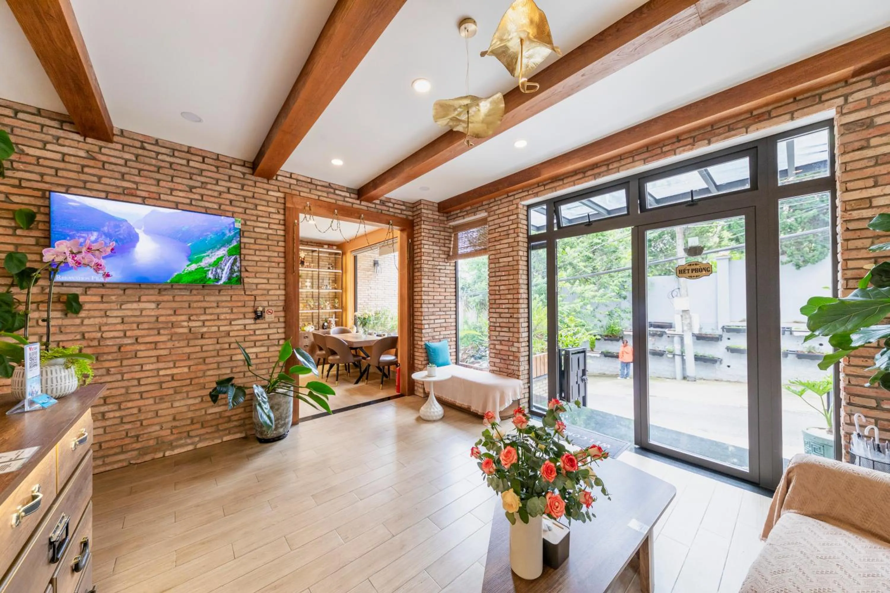 TV and multimedia in The Brick Home dalat