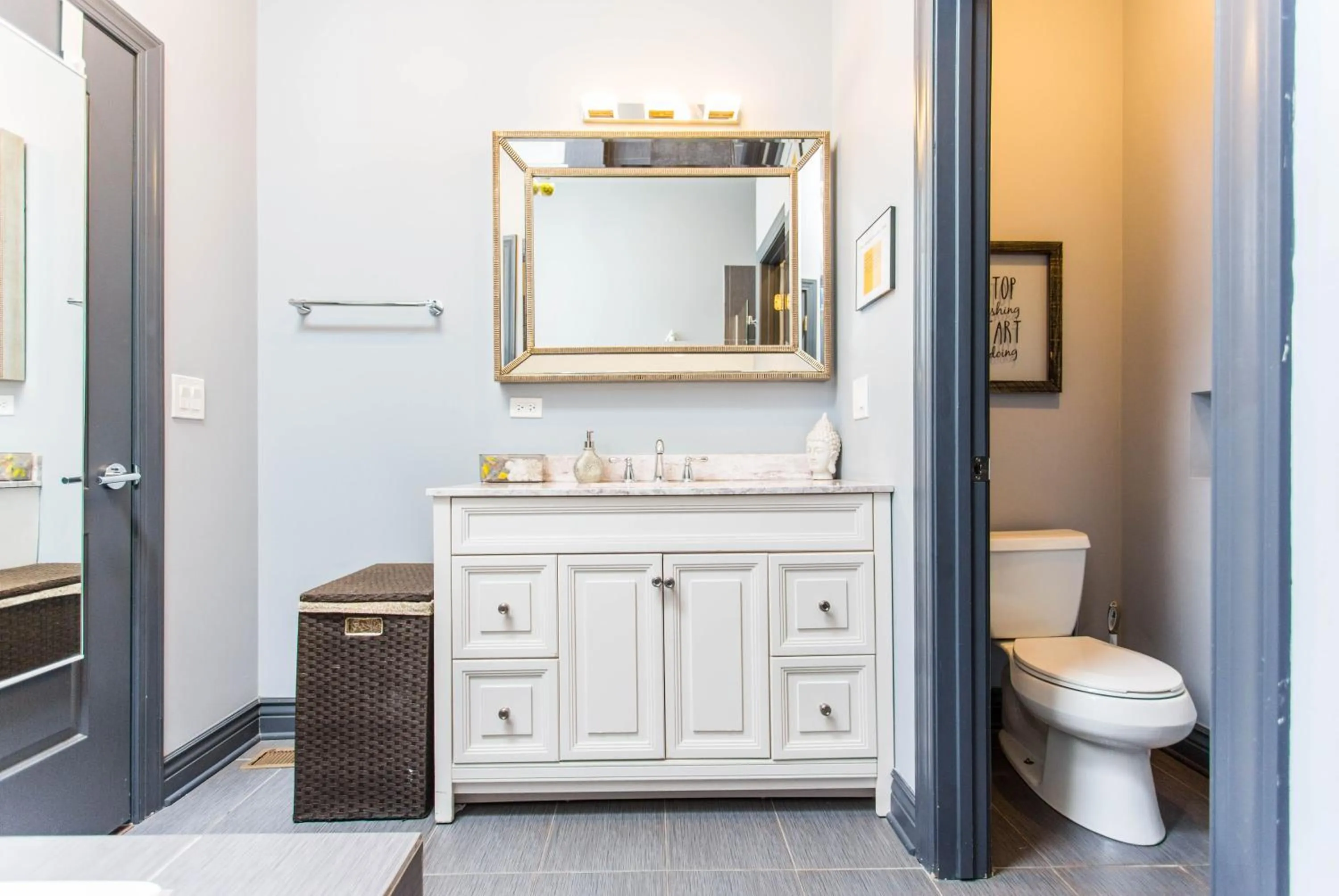Bathroom in McCormick Place Guest House