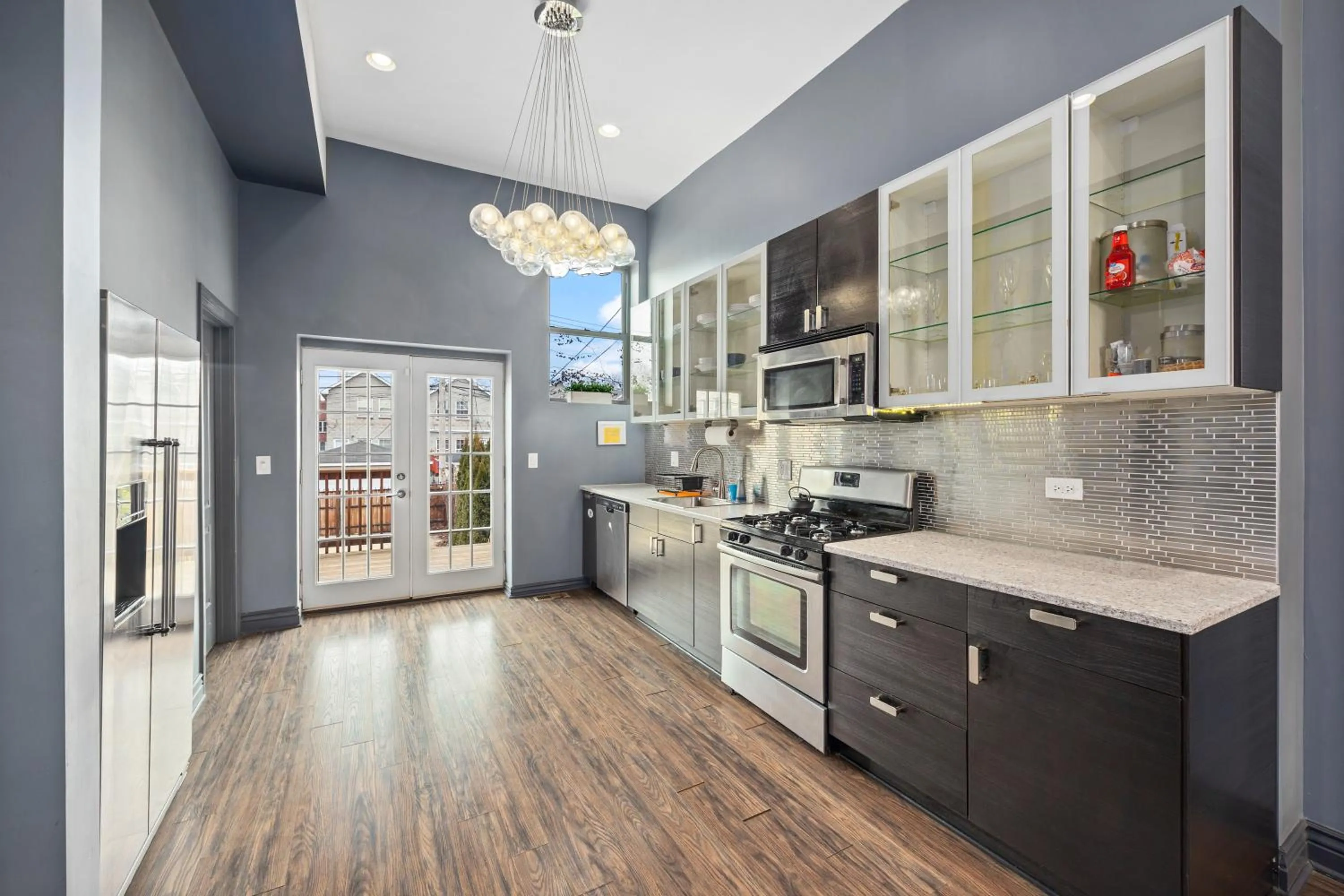 Communal kitchen in McCormick Place Guest House