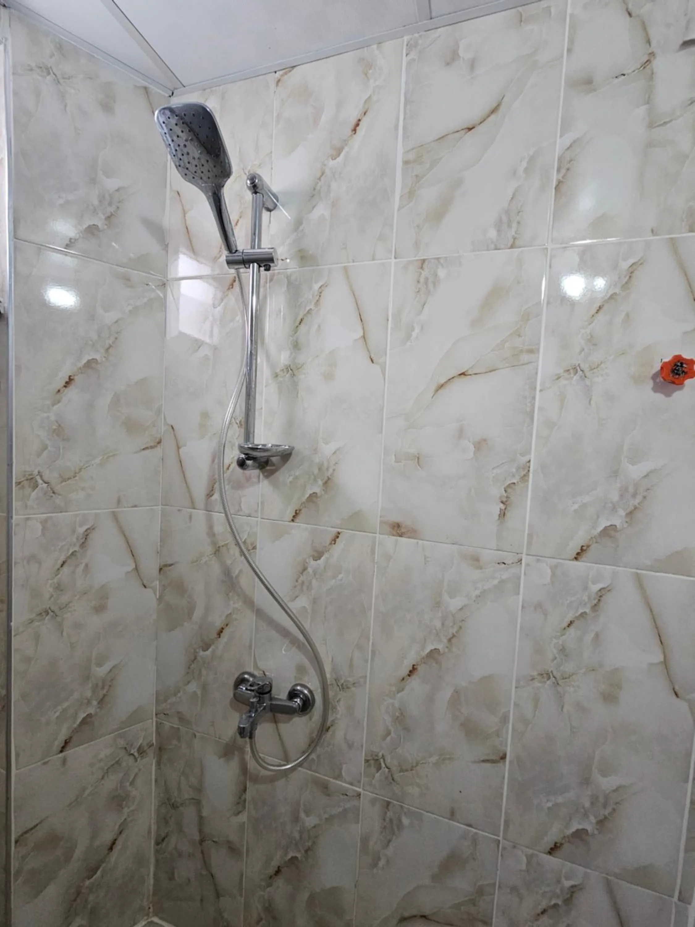 Shower in The Titanic House